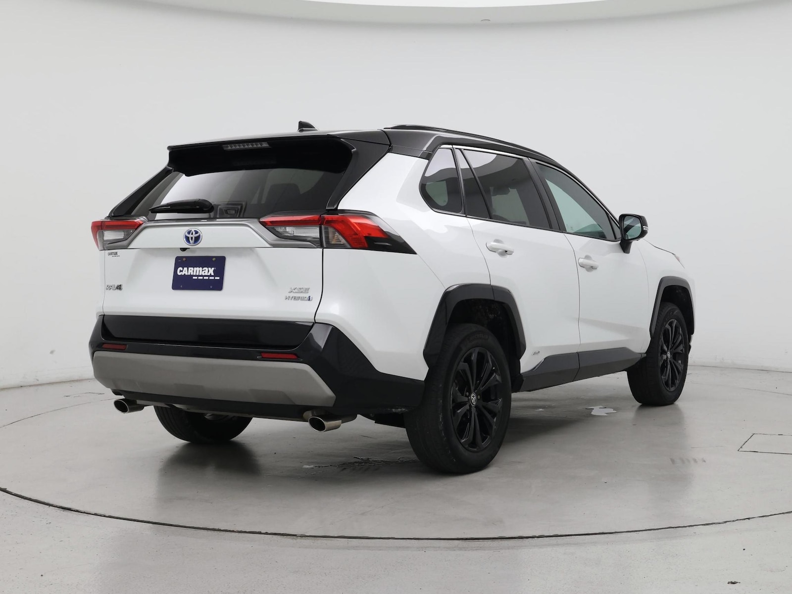 2023 Toyota RAV4 XSE - Photo 9