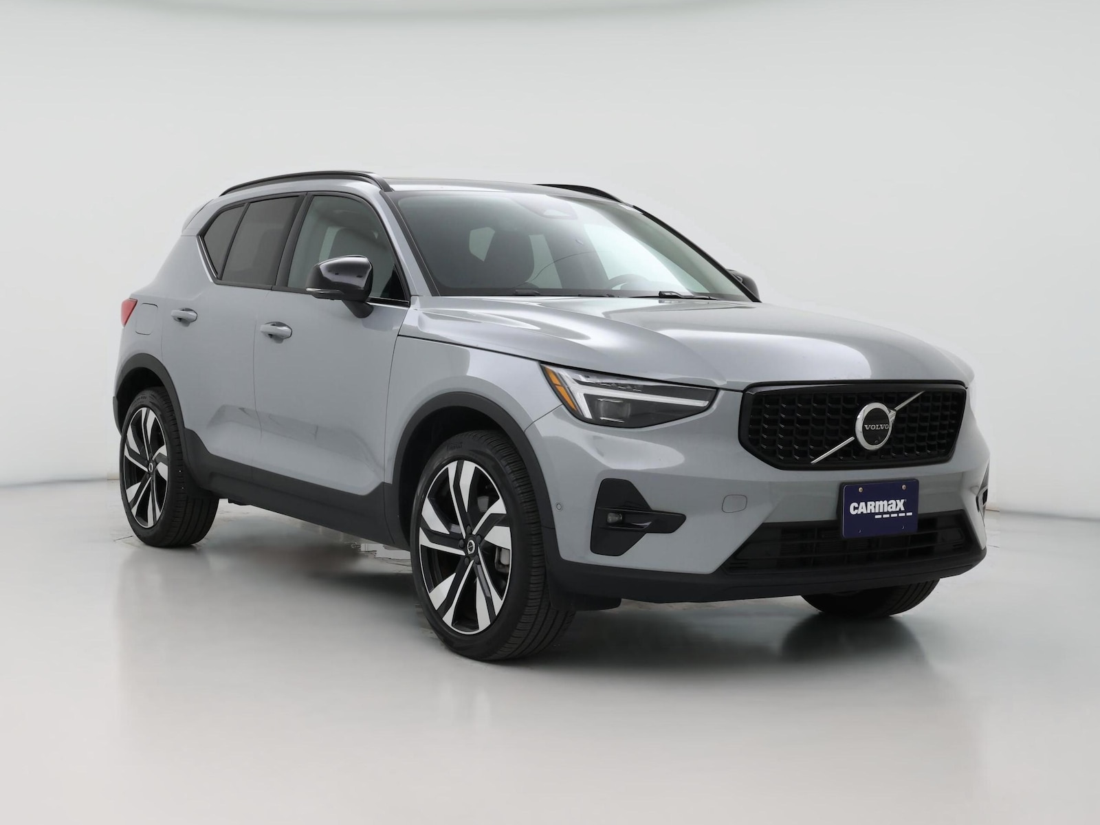 2024 Volvo XC40