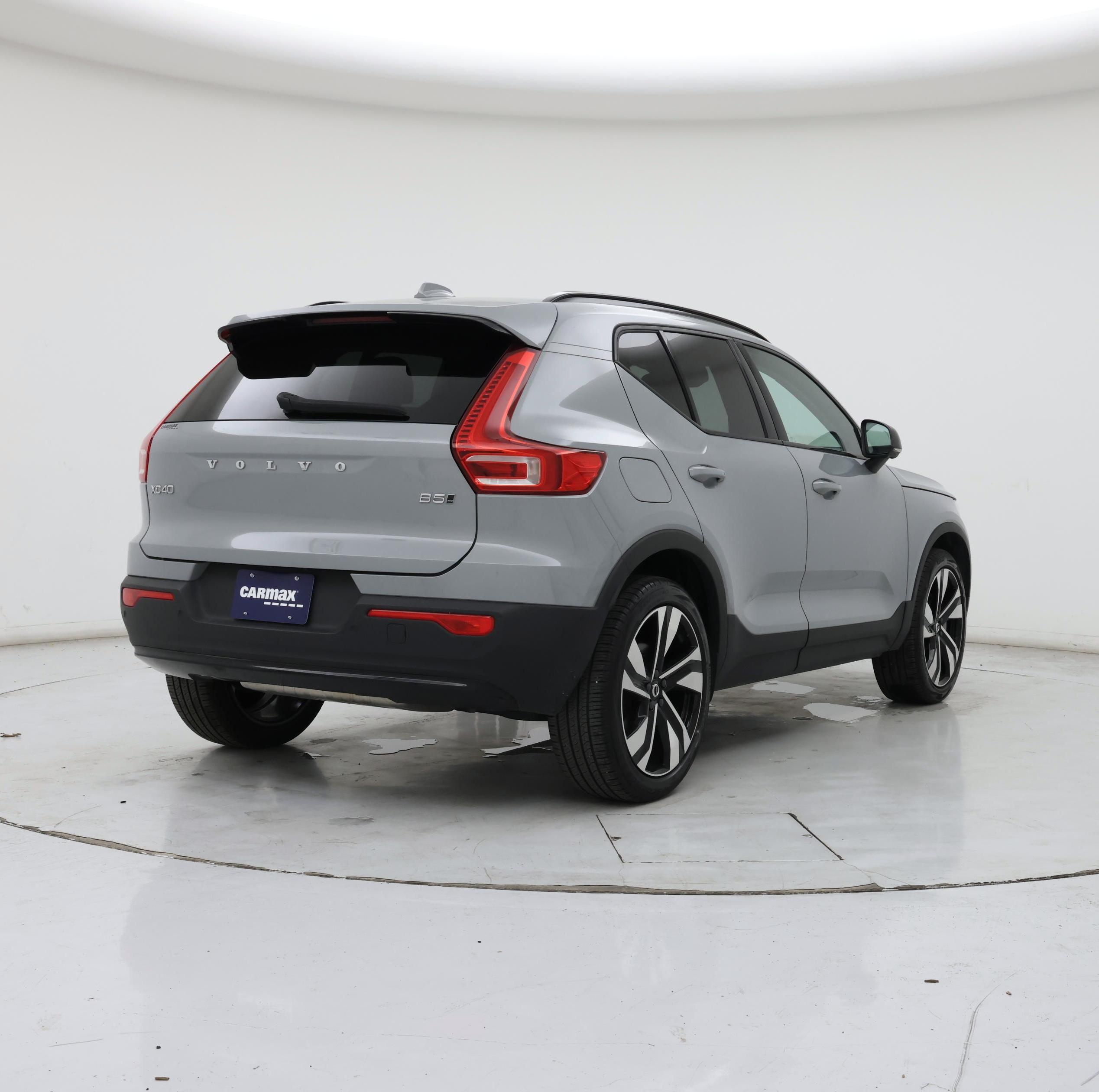 Thumbnail: 2024 Volvo XC40 - 8