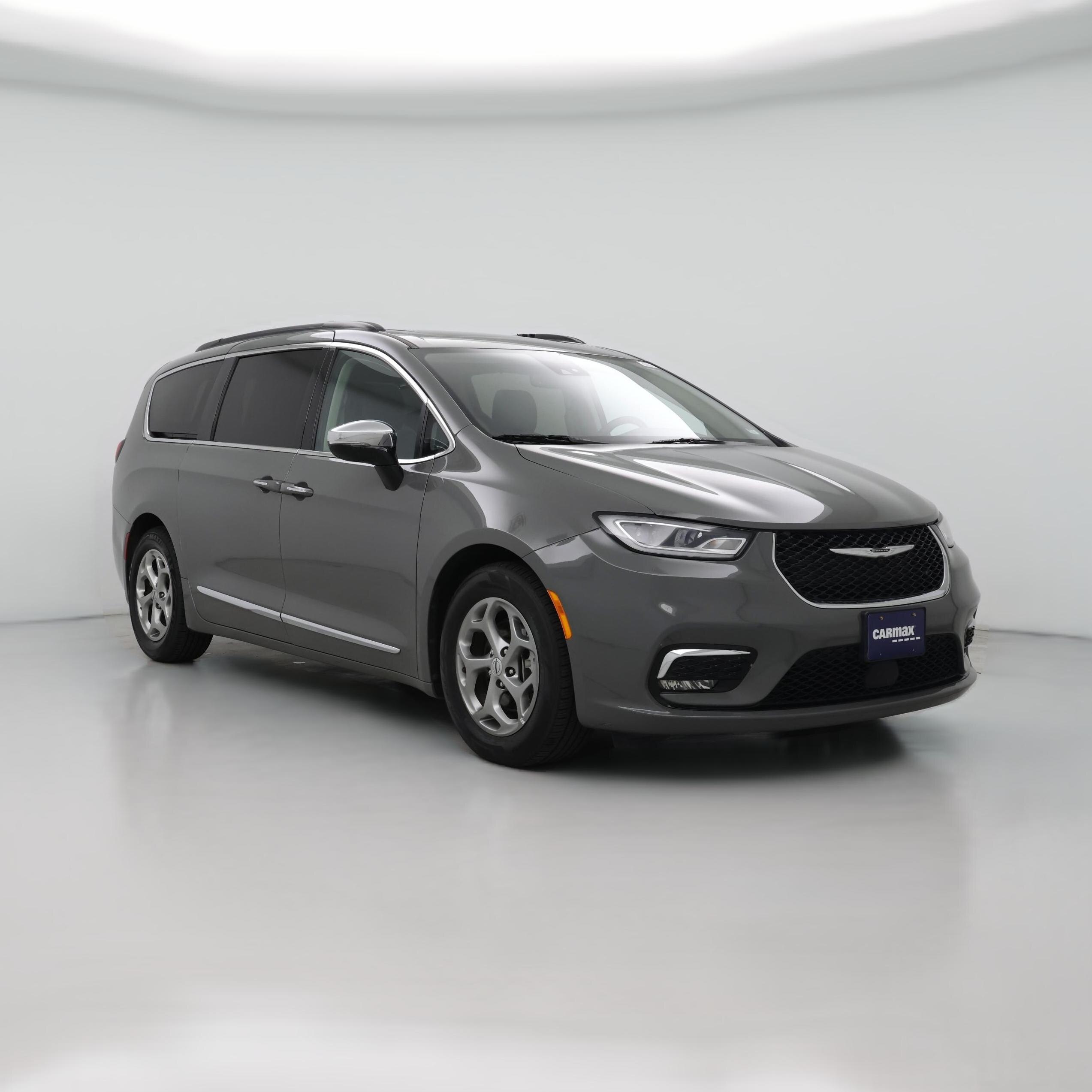 Thumbnail: 2023 Chrysler Pacifica - 1
