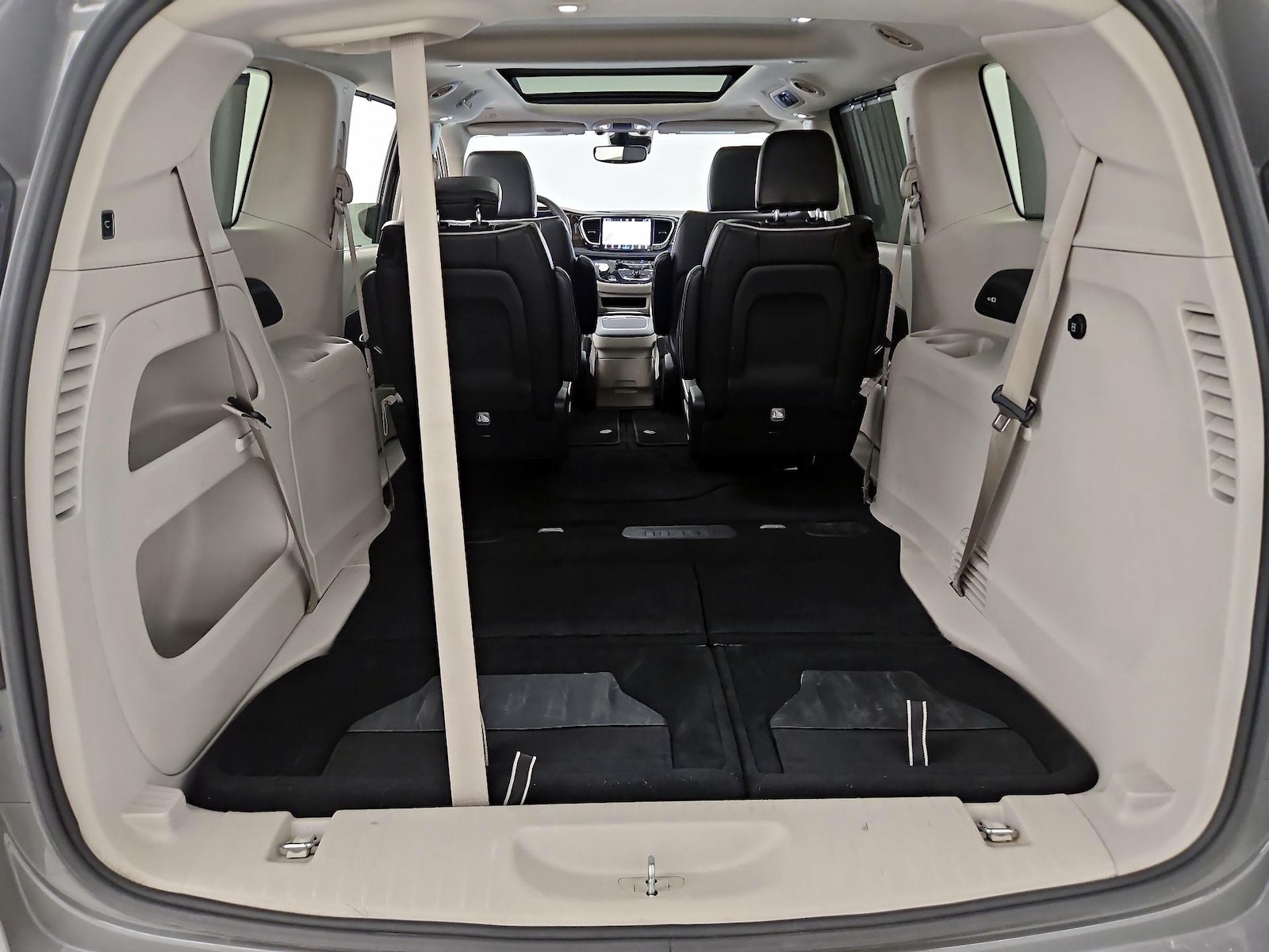 2023 Chrysler Pacifica Limited - Photo 25