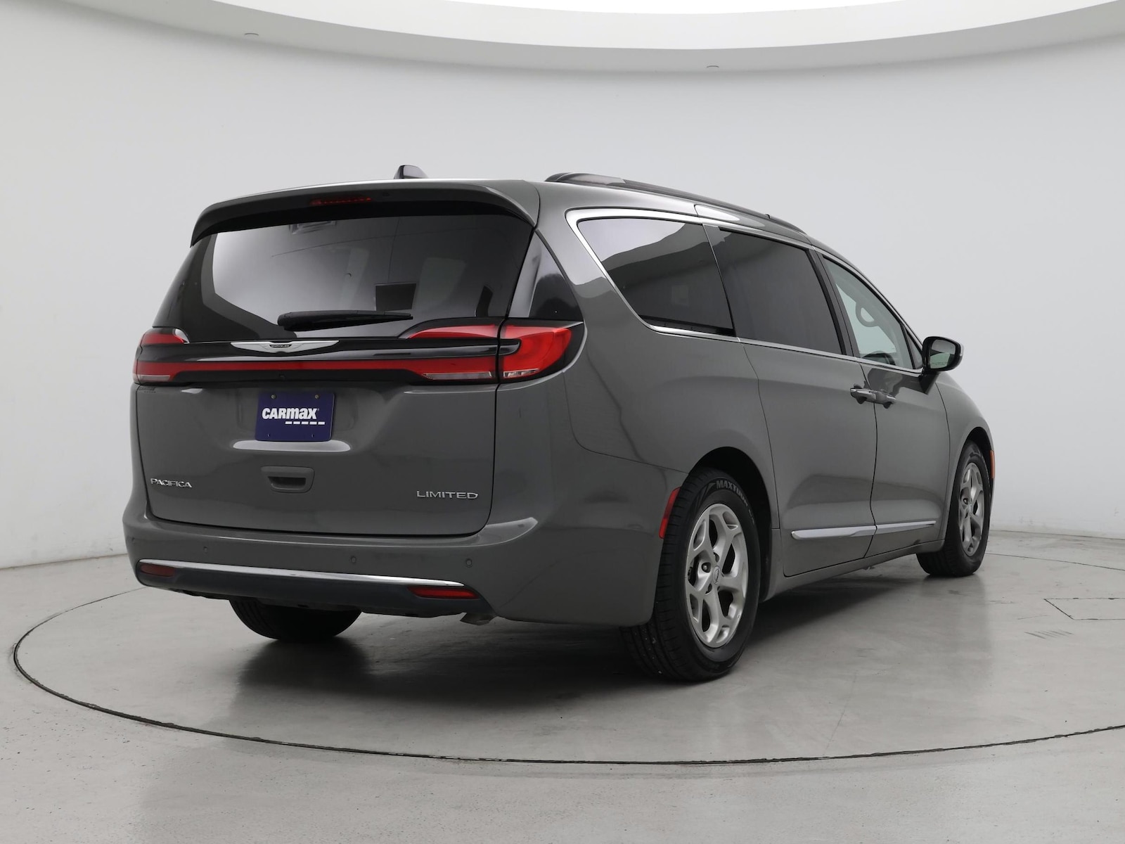 2023 Chrysler Pacifica Limited - Photo 9