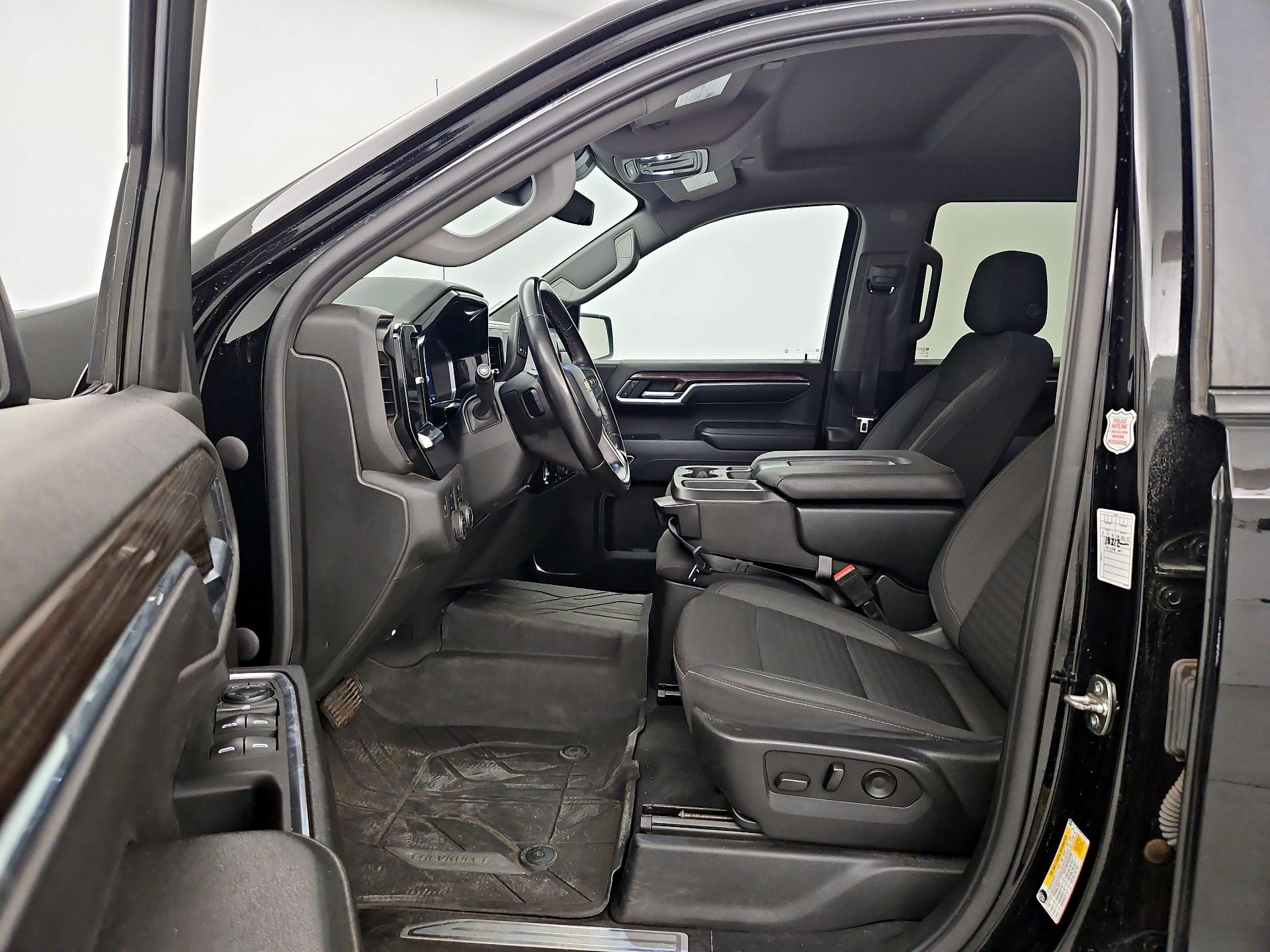 Thumbnail: 2023 Chevrolet Silverado 1500 - 11