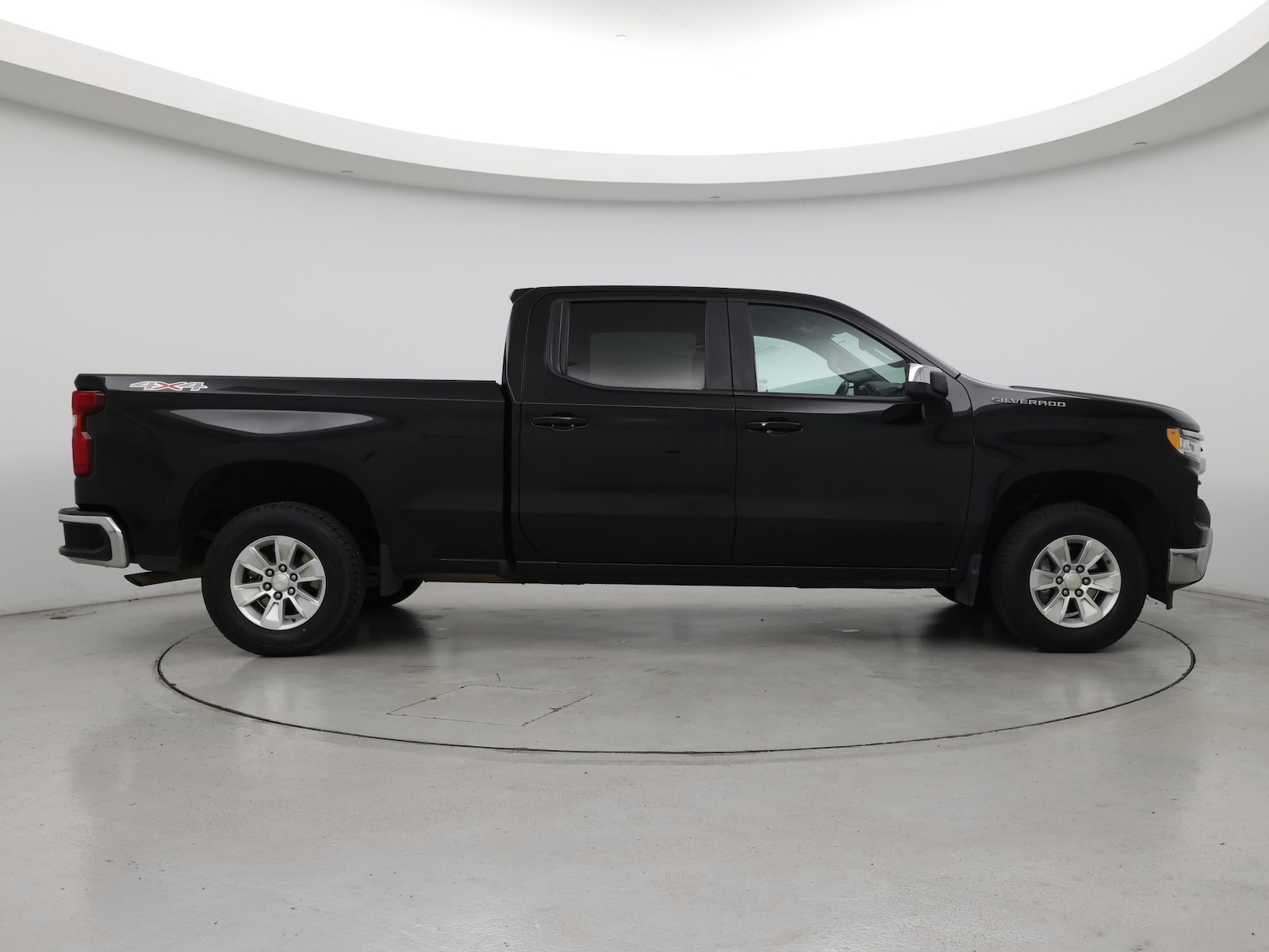 2023 Chevrolet Silverado 1500 LT - Photo 8