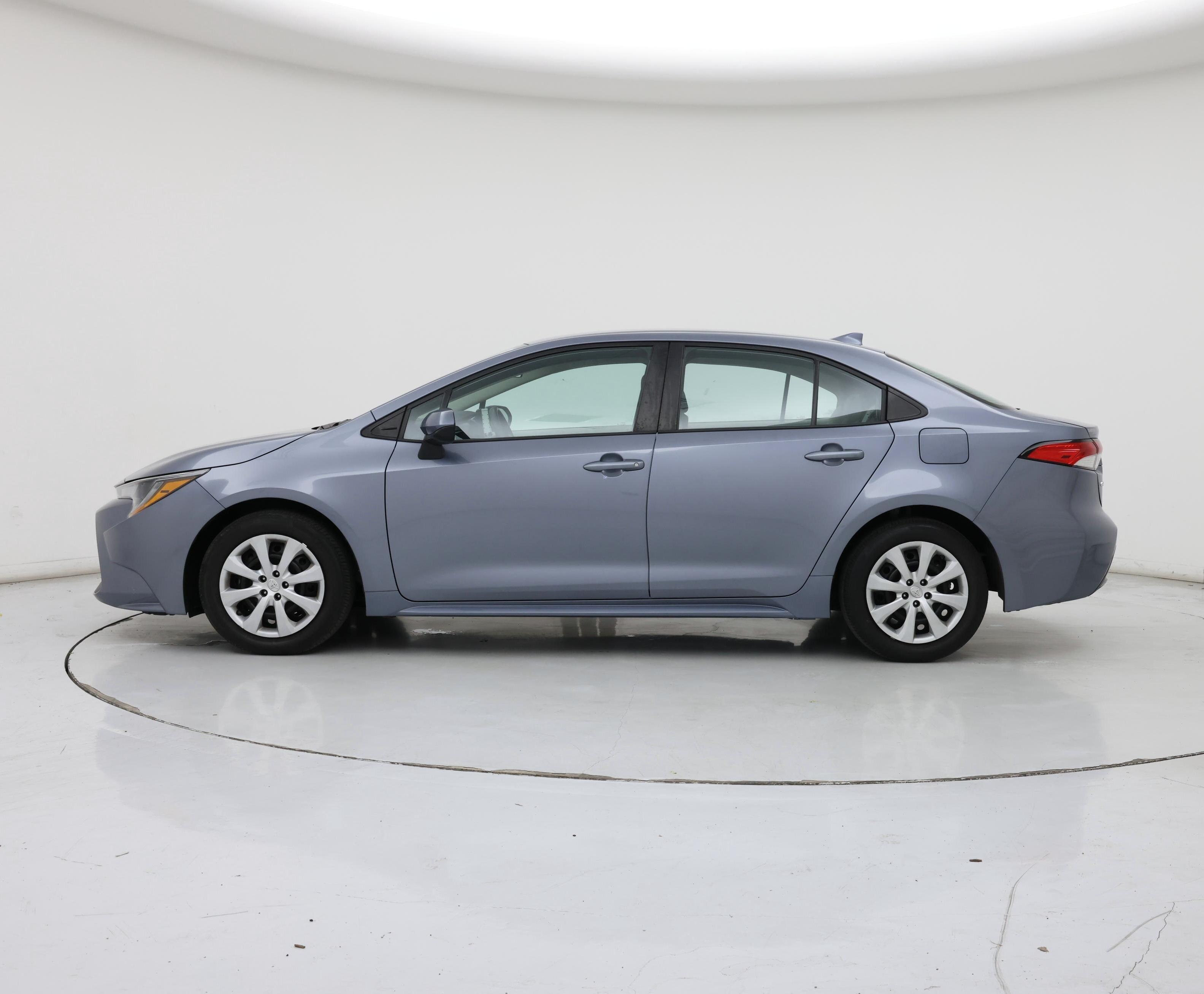 Thumbnail: 2022 Toyota Corolla - 3