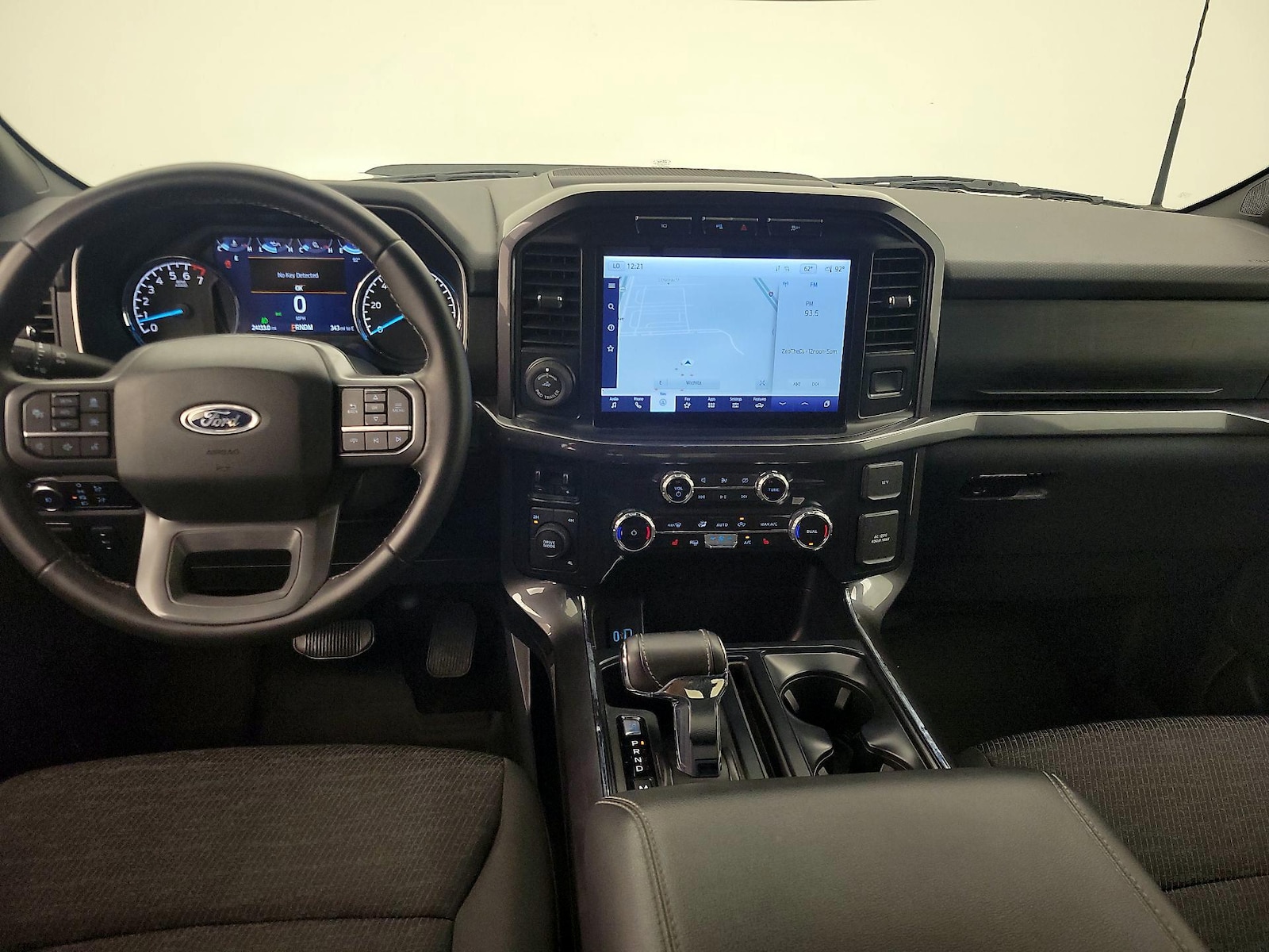 2023 Ford F-150 XLT - Photo 10