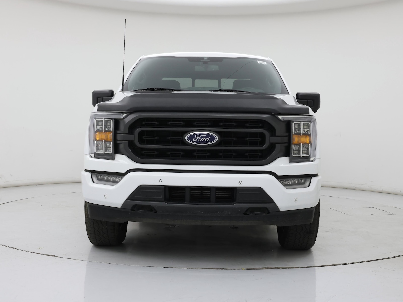 2023 Ford F-150 XLT - Photo 6