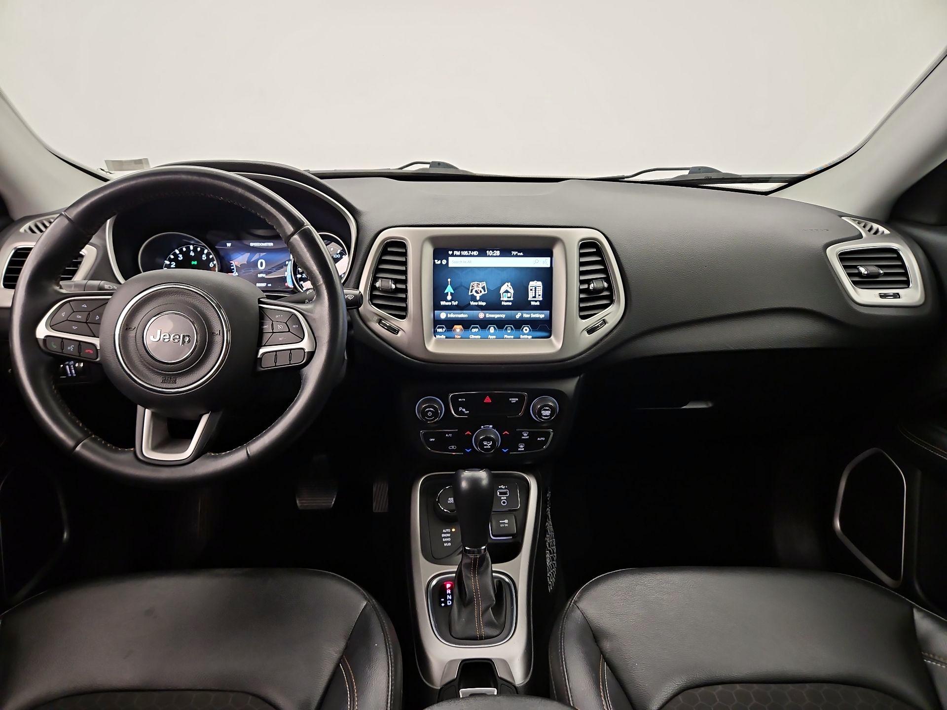 Thumbnail: 2020 Jeep Compass - 9