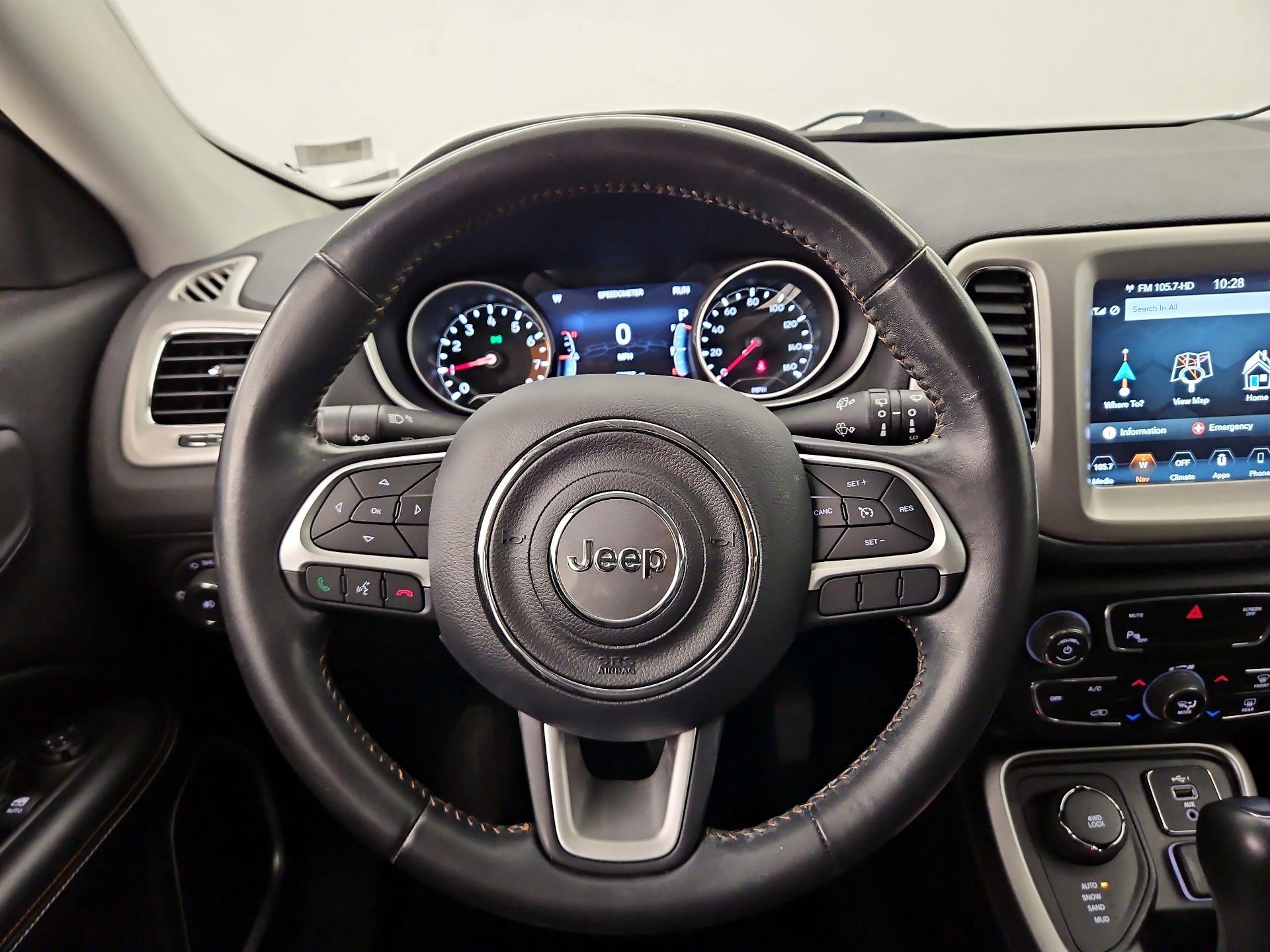 Thumbnail: 2020 Jeep Compass - 10