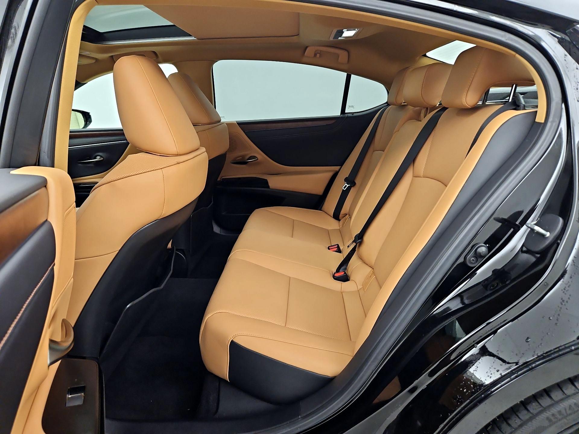 Thumbnail: 2025 Lexus ES - 19