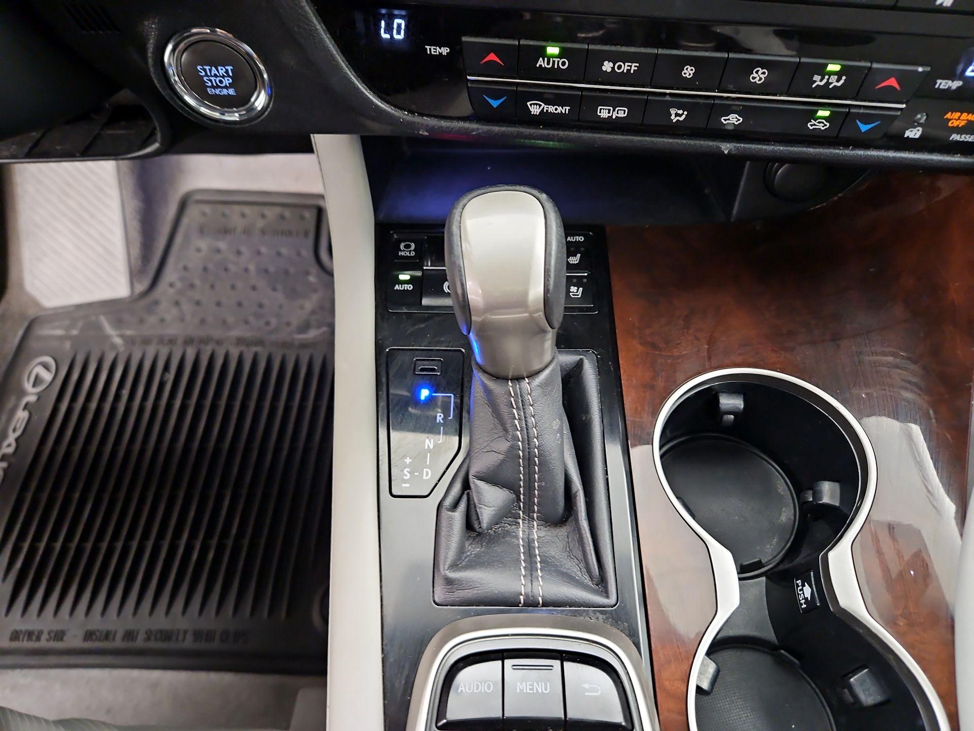 Thumbnail: 2016 Lexus RX - 17