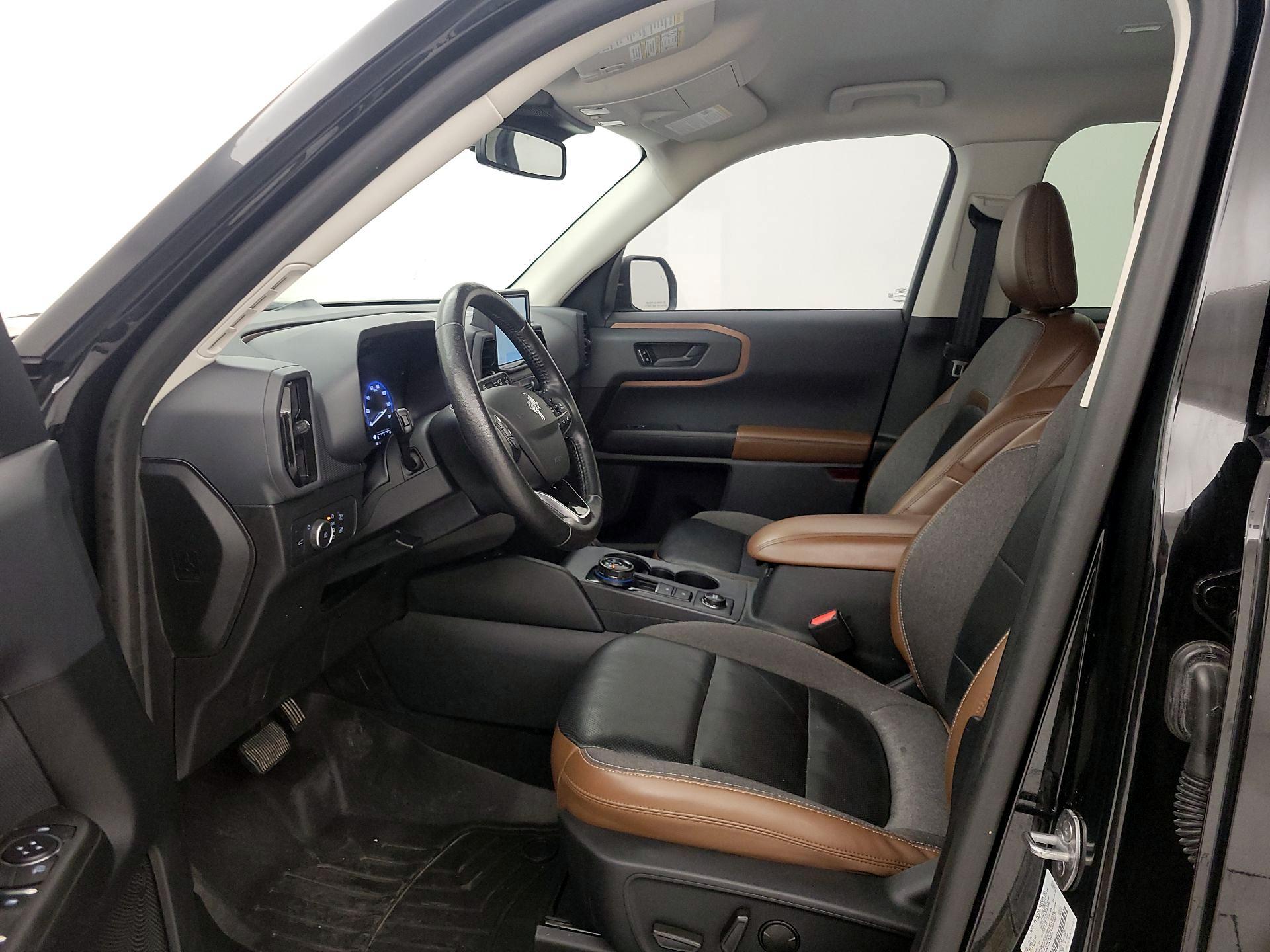 Thumbnail: 2021 Ford Bronco Sport - 11