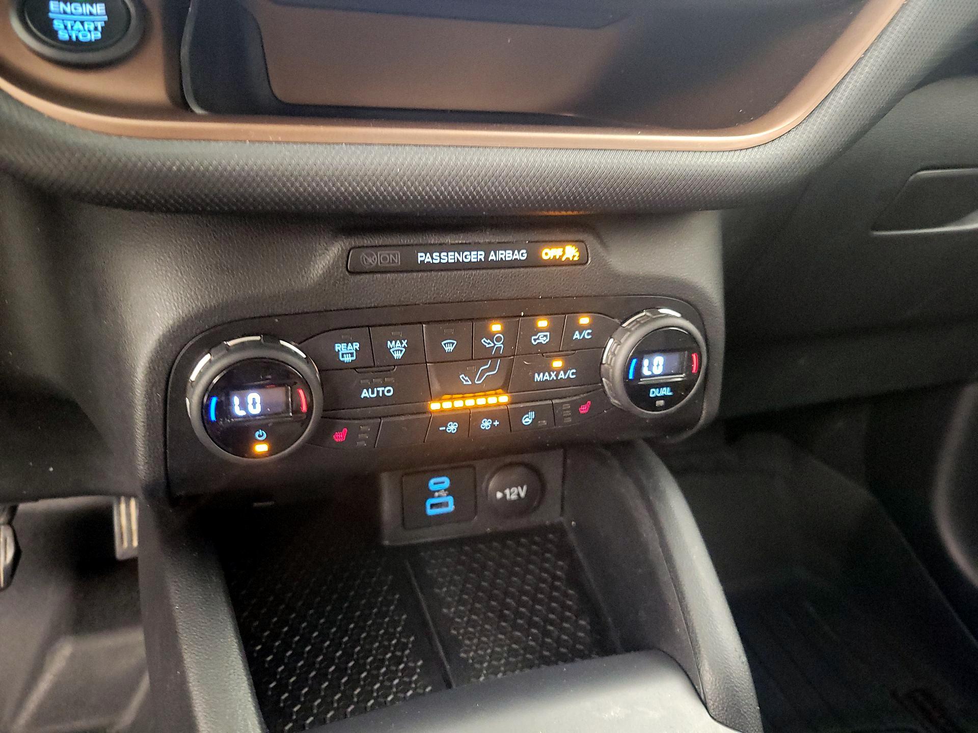 Thumbnail: 2021 Ford Bronco Sport - 17