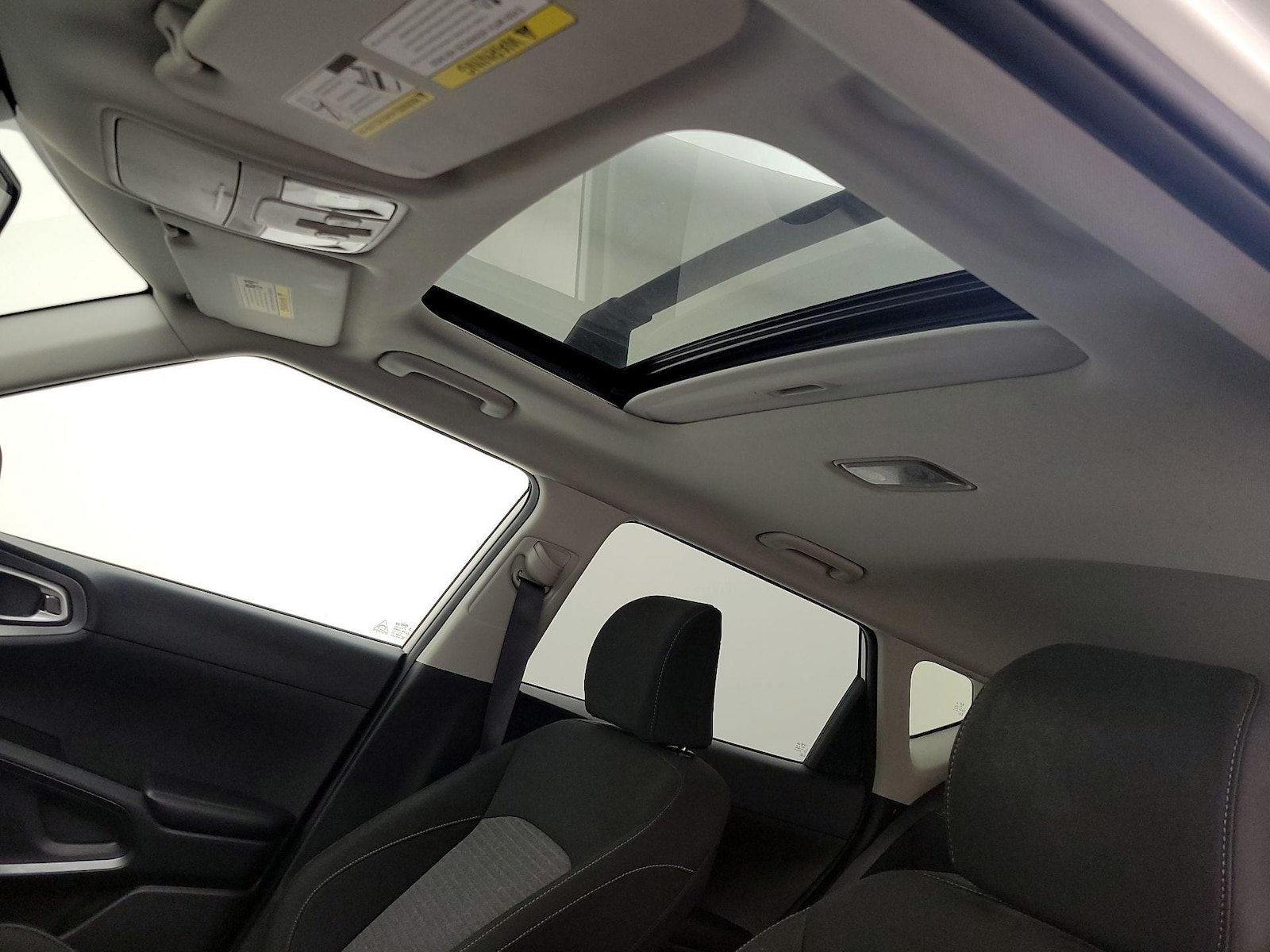 2021 Kia Soul EX - Photo 21