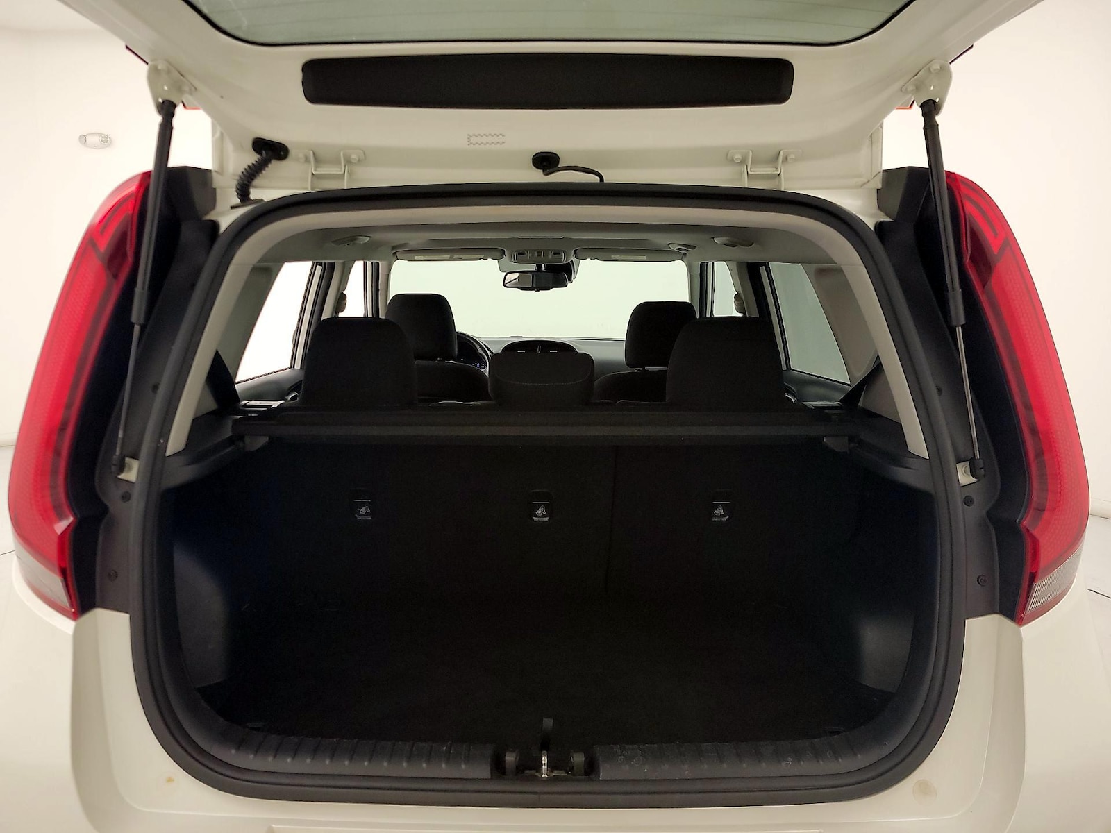 2021 Kia Soul EX - Photo 23
