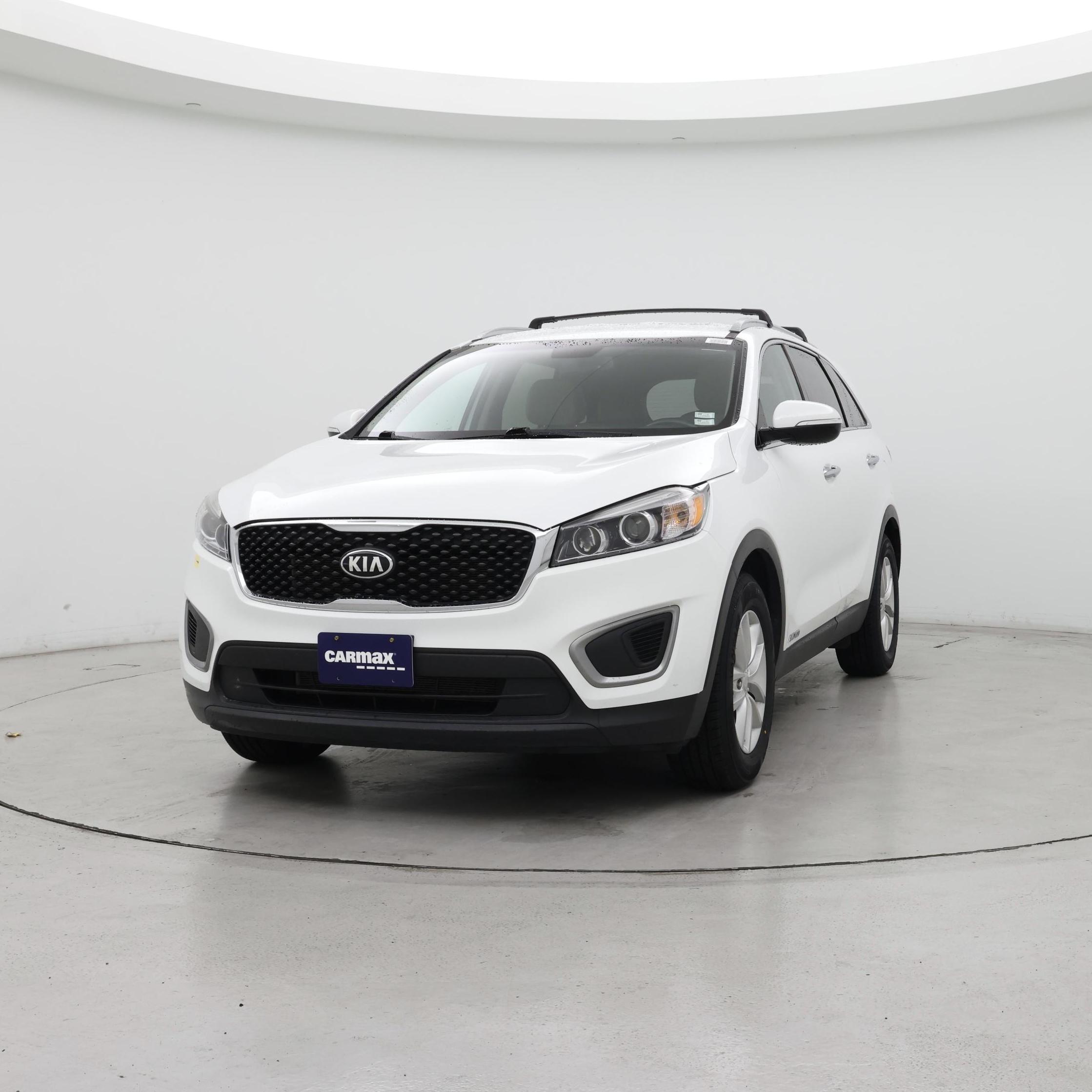 Thumbnail: 2016 Kia Sorento - 4