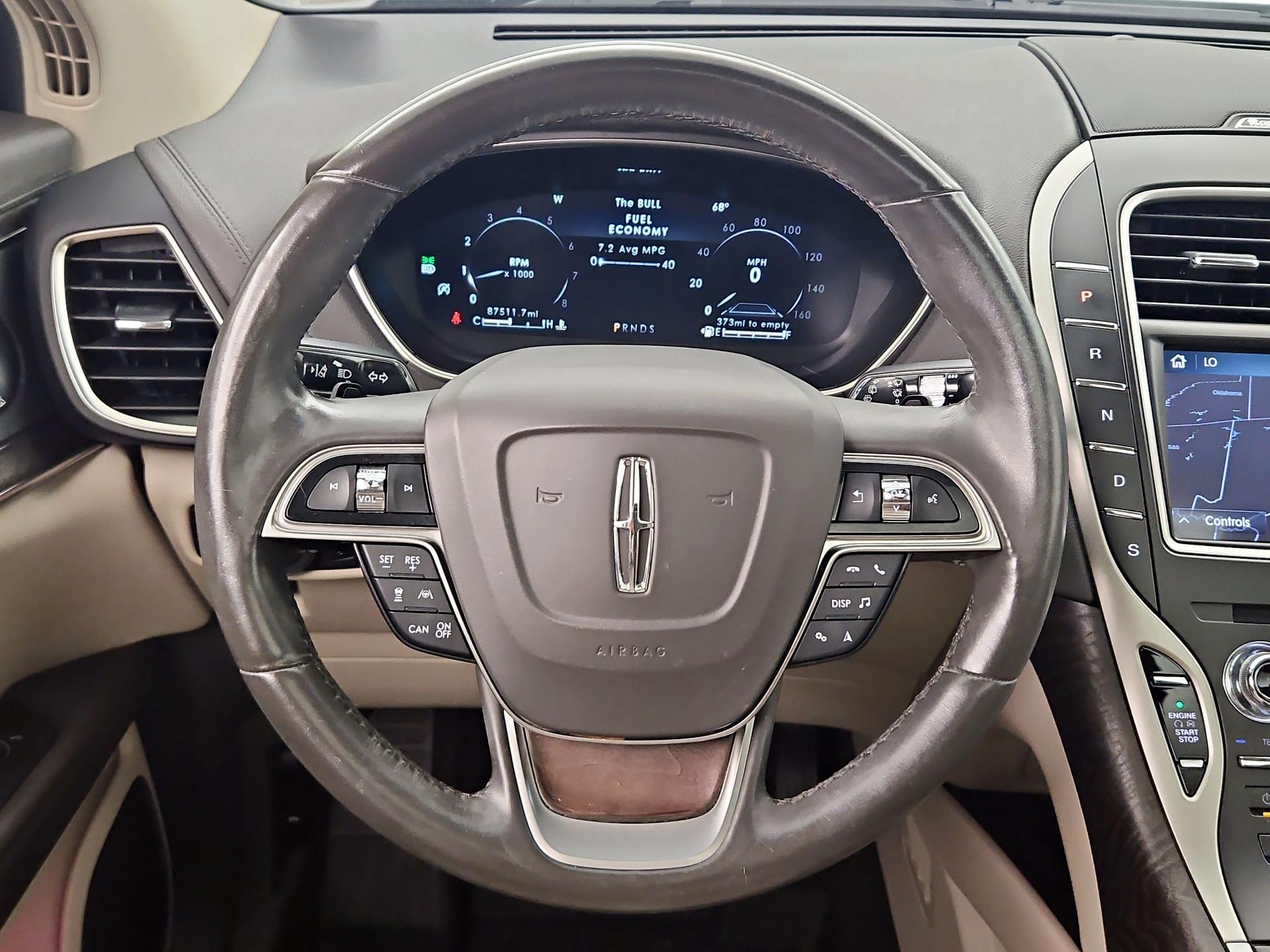 Thumbnail: 2020 Lincoln Nautilus - 10