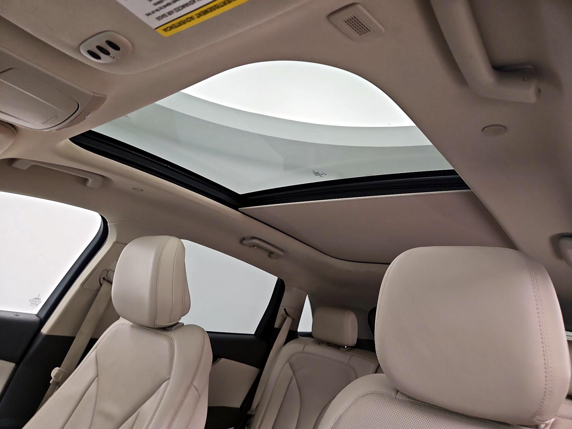 Thumbnail: 2020 Lincoln Nautilus - 20