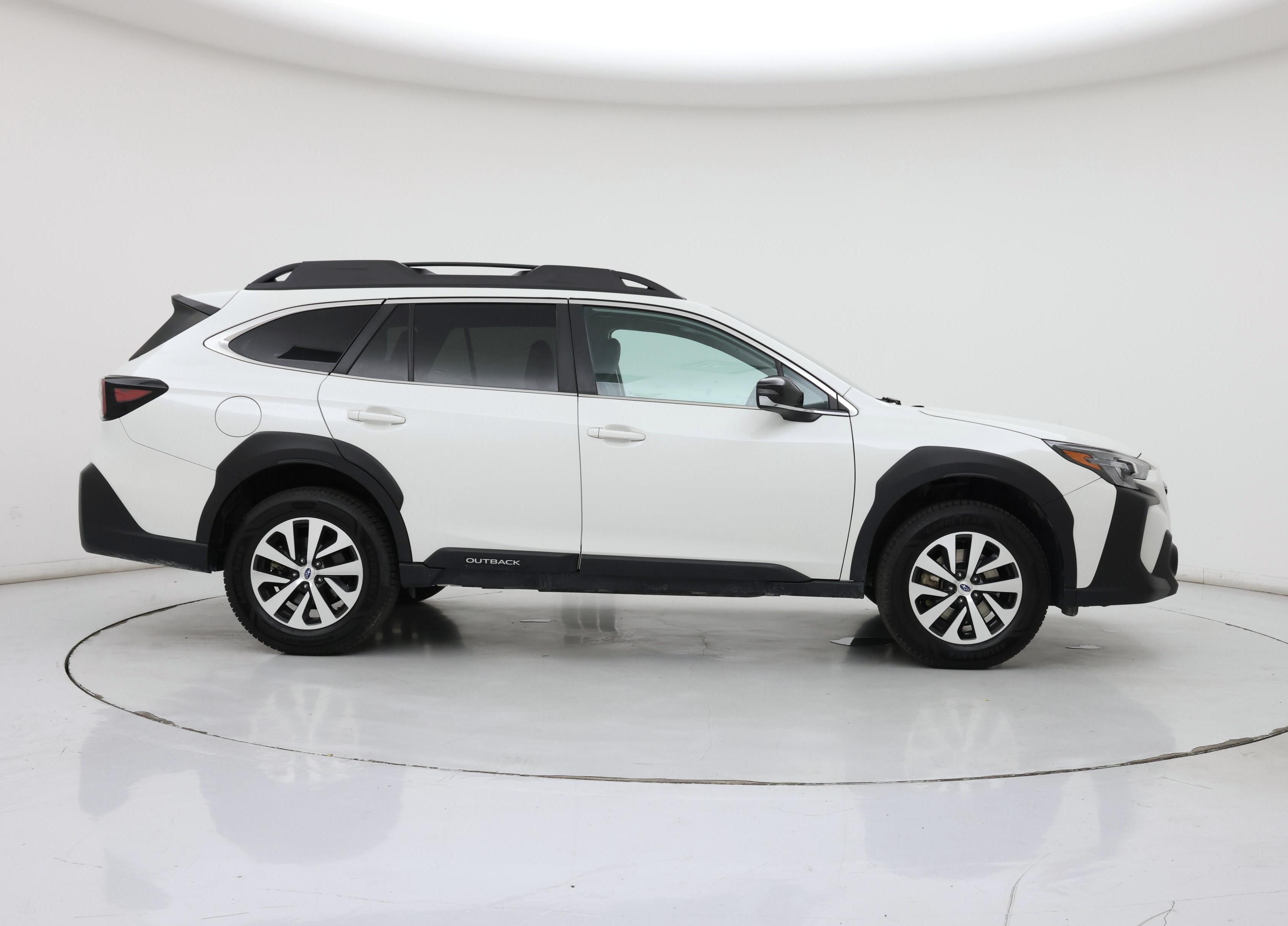 Thumbnail: 2023 Subaru Outback - 7