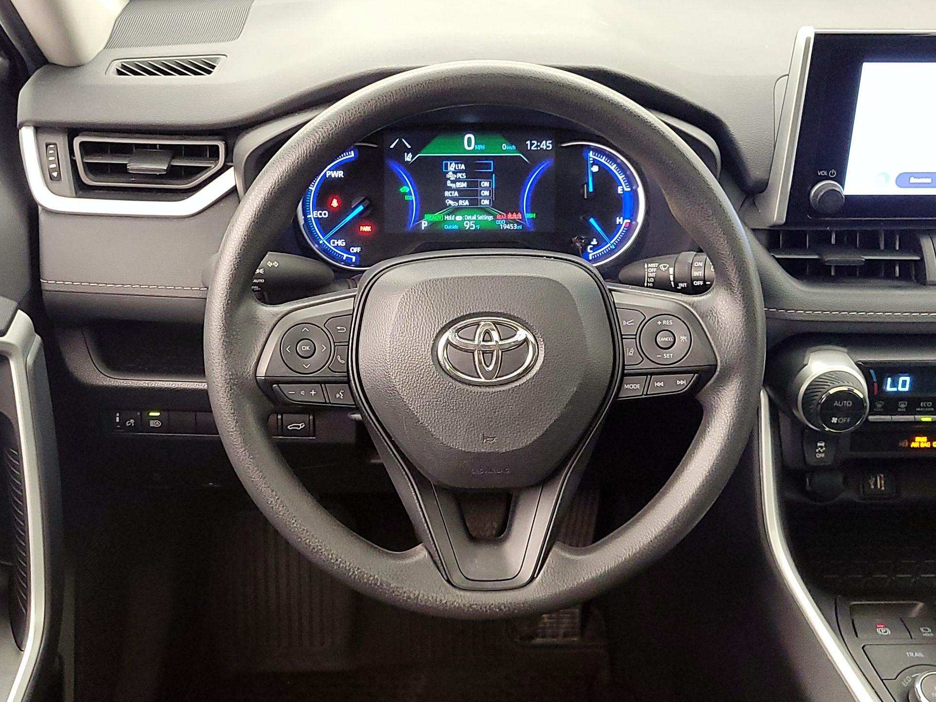 Thumbnail: 2024 Toyota RAV4 - 10