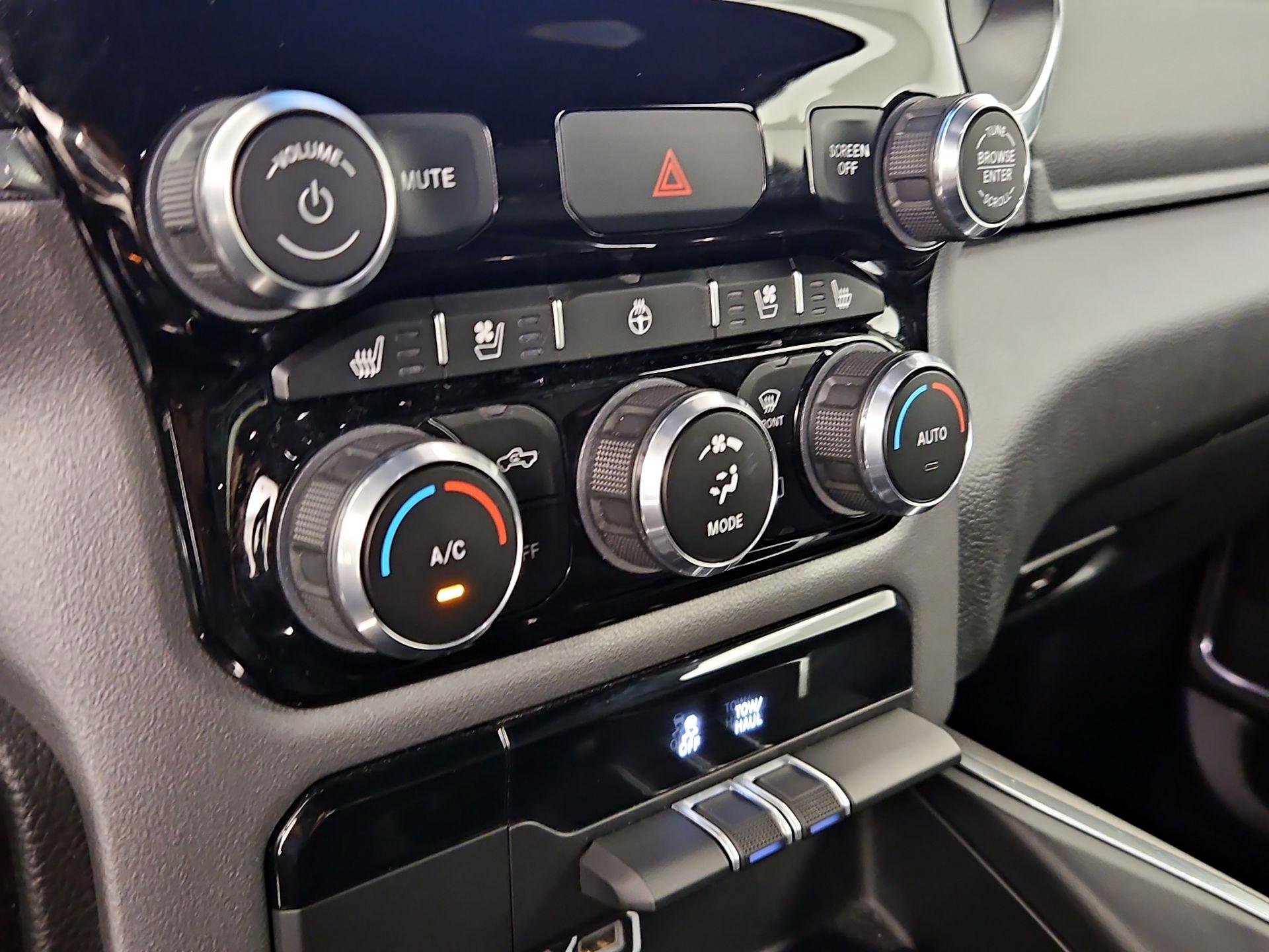 Thumbnail: 2024 RAM 1500 - 17