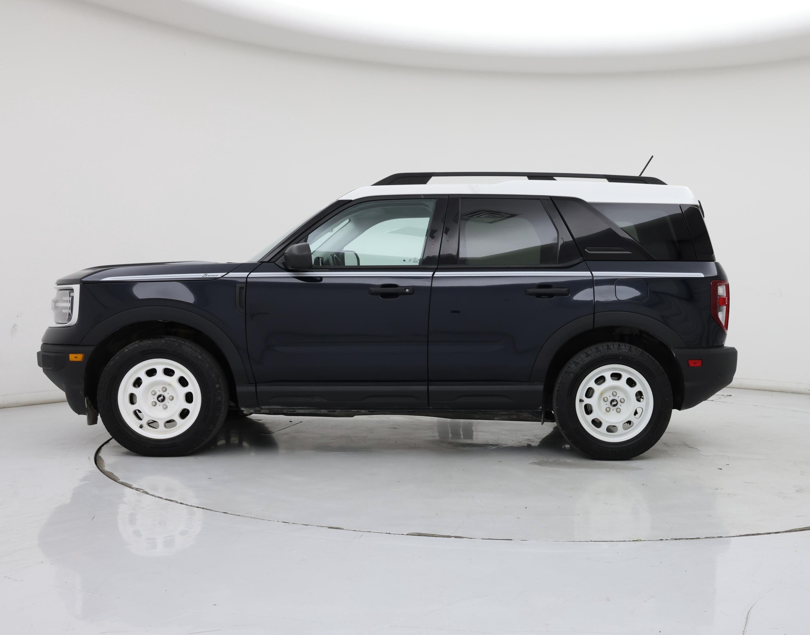 Thumbnail: 2023 Ford Bronco Sport - 3