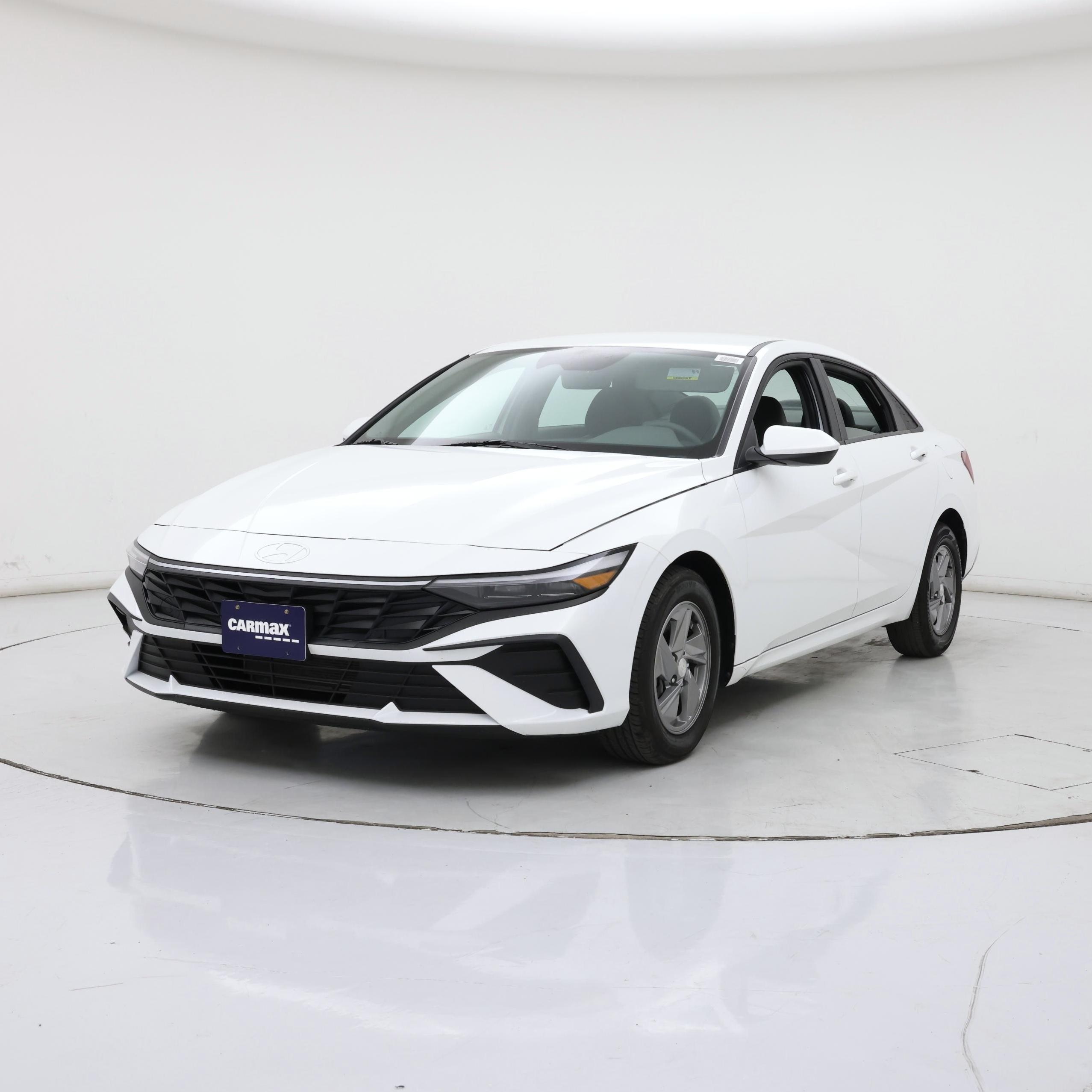 Thumbnail: 2025 Hyundai Elantra - 4