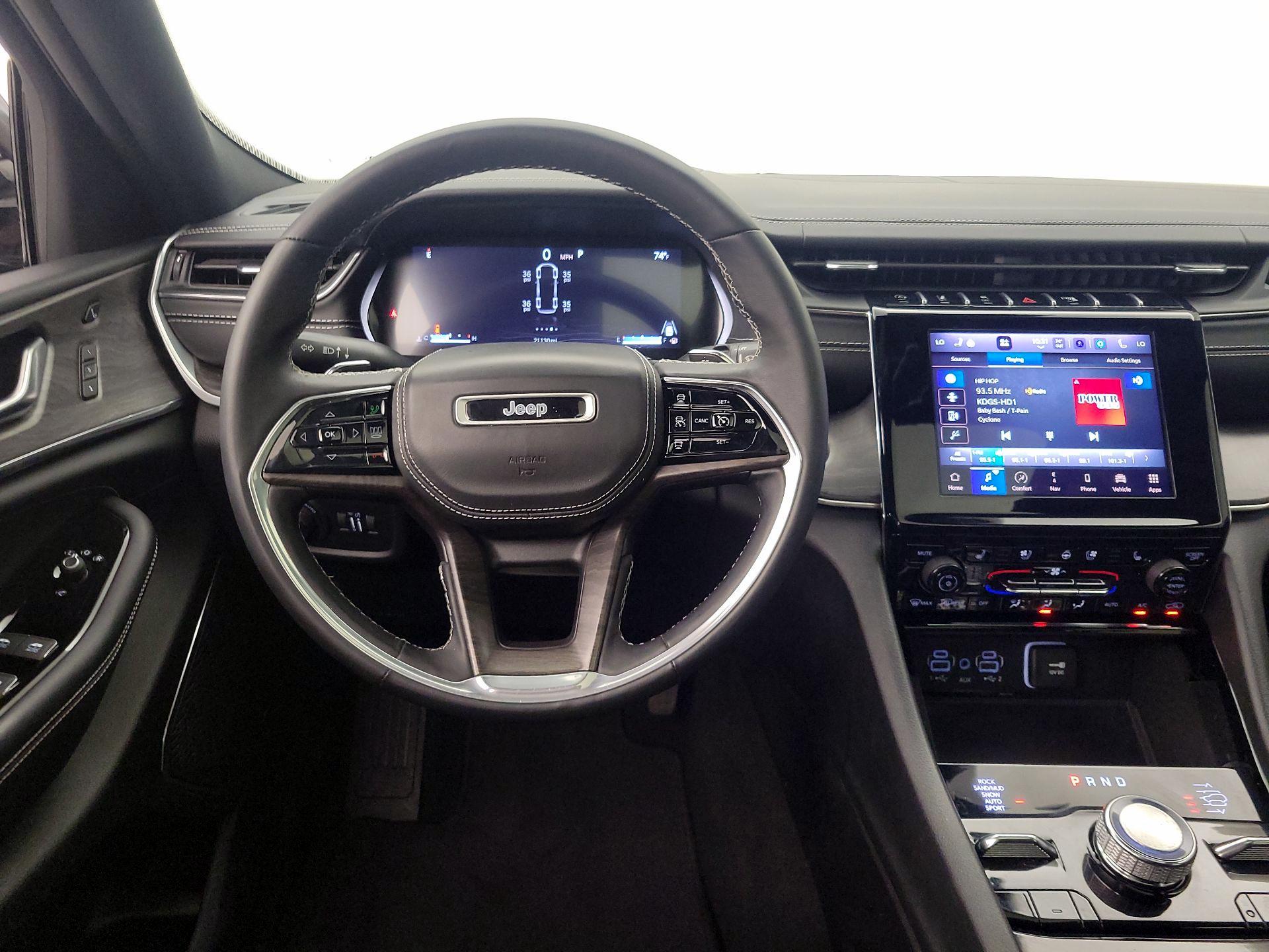 Thumbnail: 2022 Jeep Grand Cherokee - 10