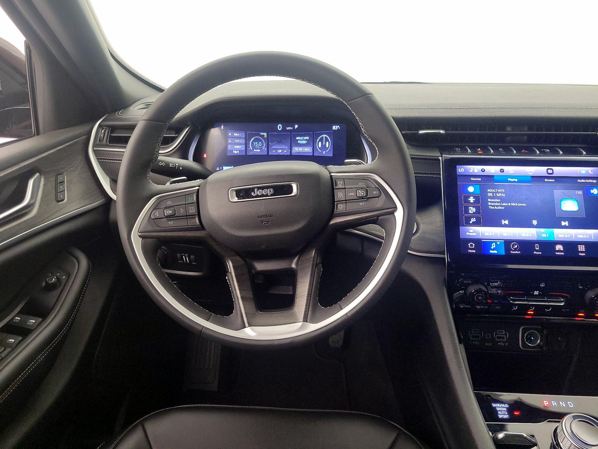 Thumbnail: 2024 Jeep Grand Cherokee - 10
