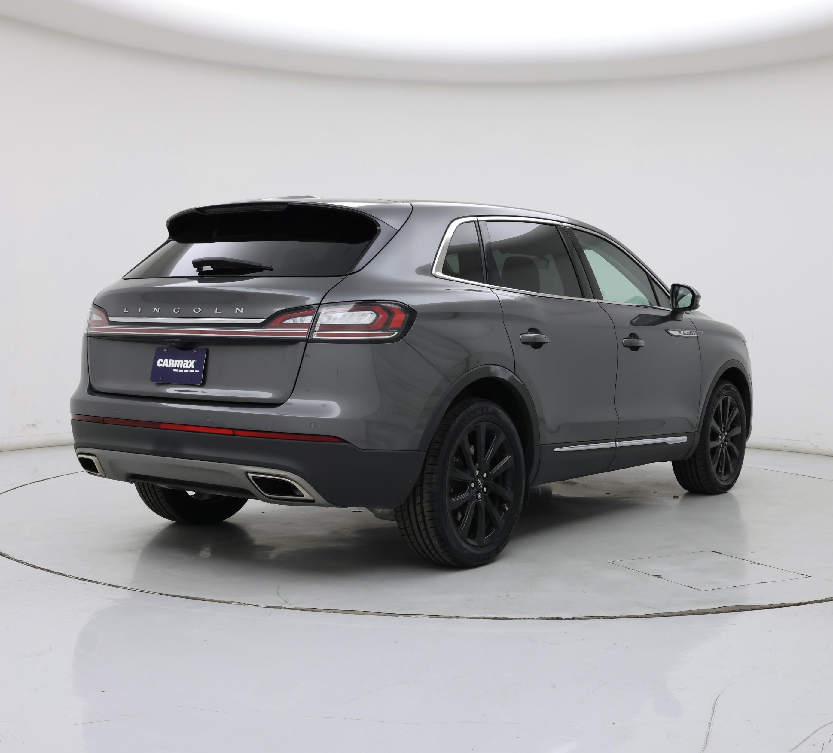 Thumbnail: 2023 Lincoln Nautilus - 8