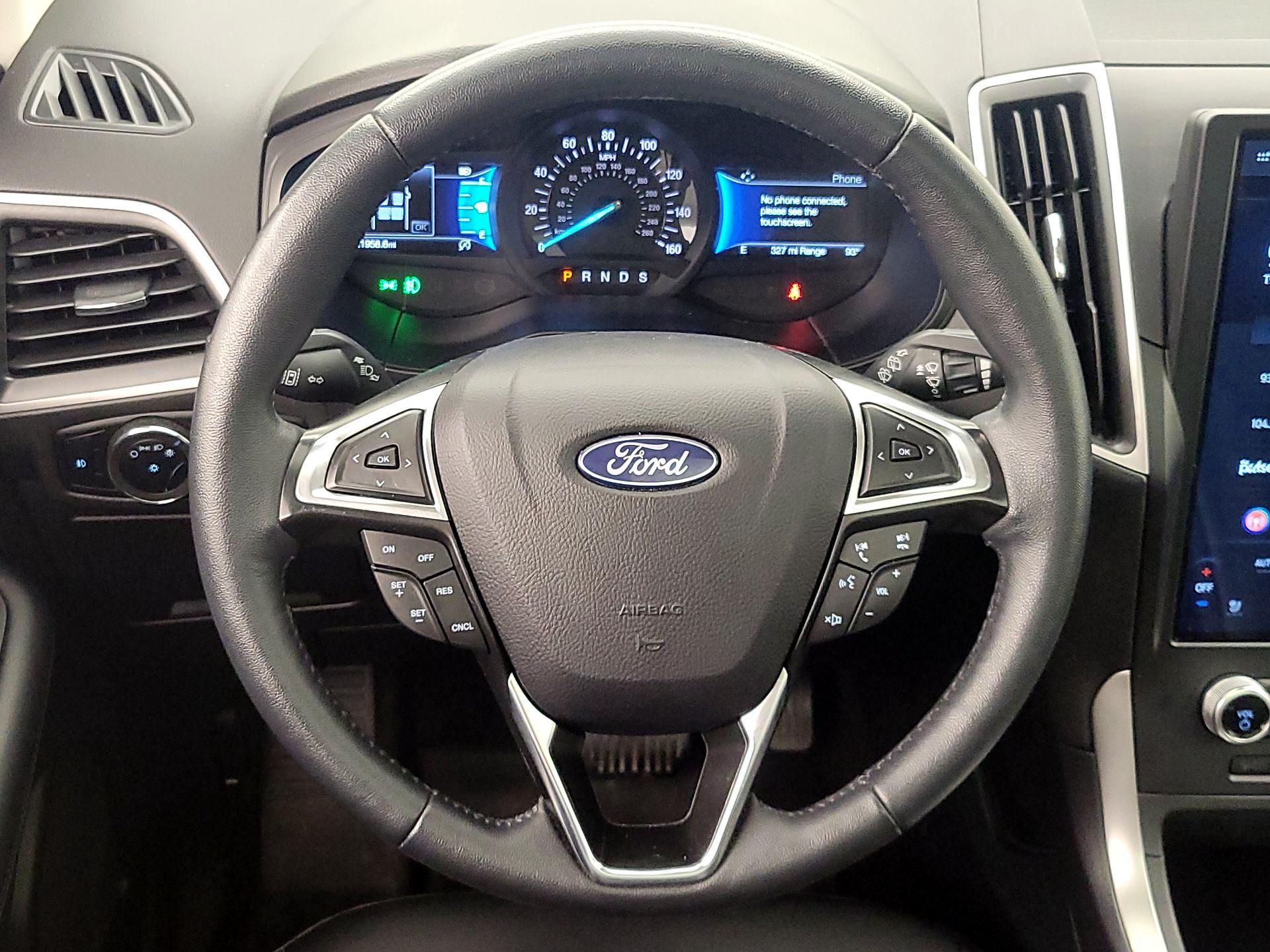 Thumbnail: 2024 Ford Edge - 10