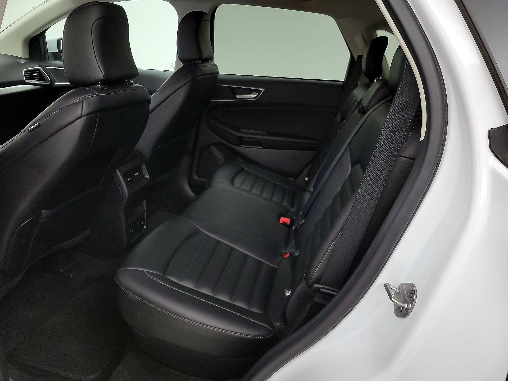 Thumbnail: 2023 Ford Edge - 19