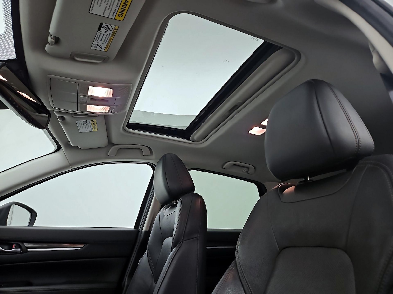 Sunroof(s) & Overhead Airbags