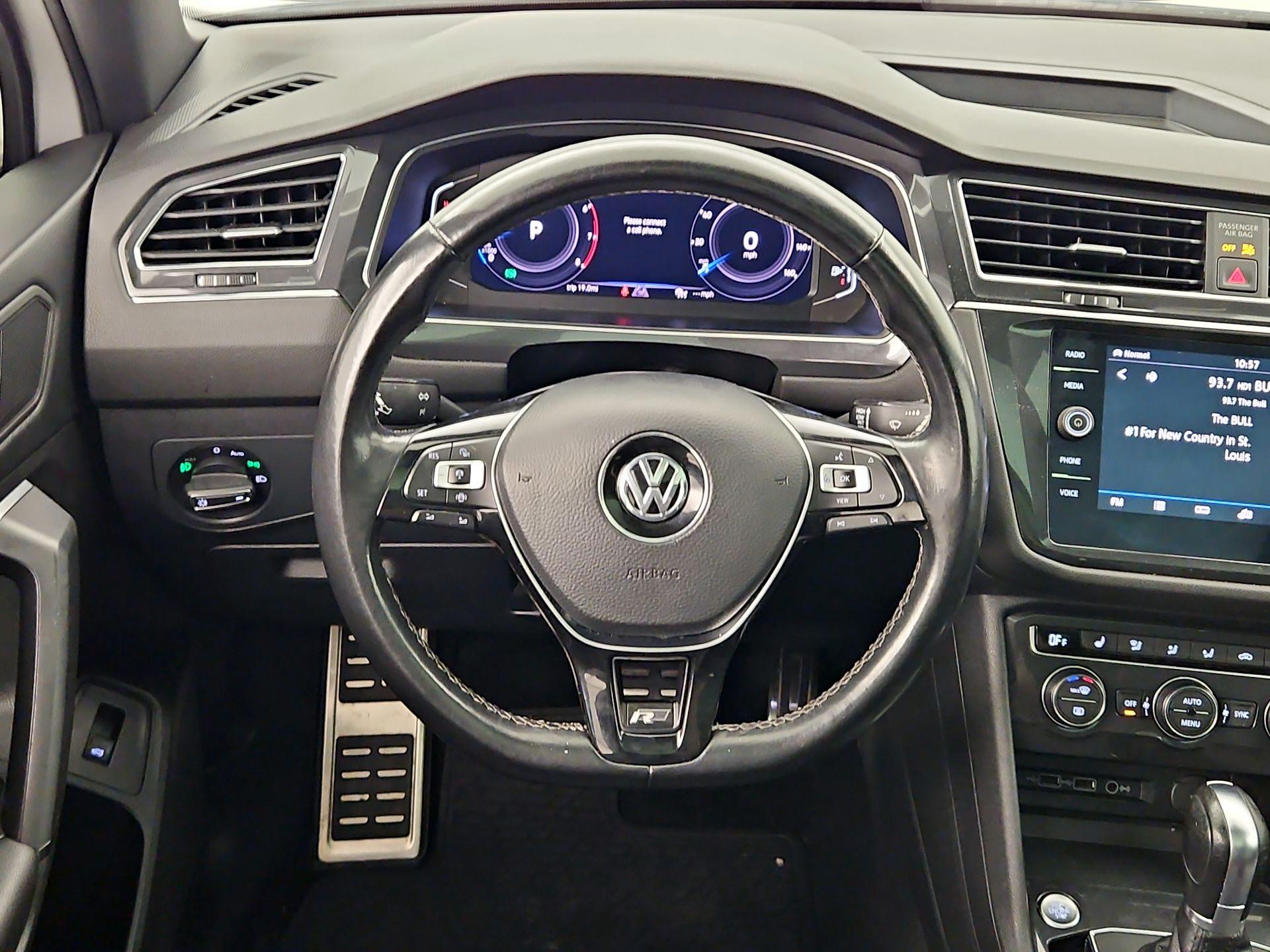 Thumbnail: 2019 Volkswagen Tiguan - 10