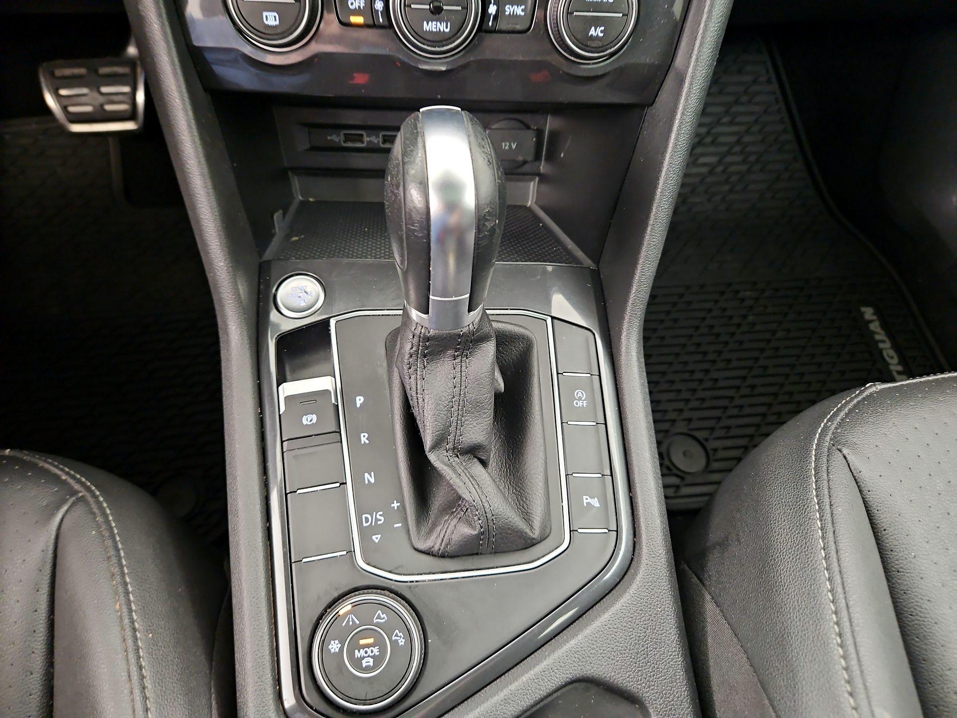 Thumbnail: 2019 Volkswagen Tiguan - 18