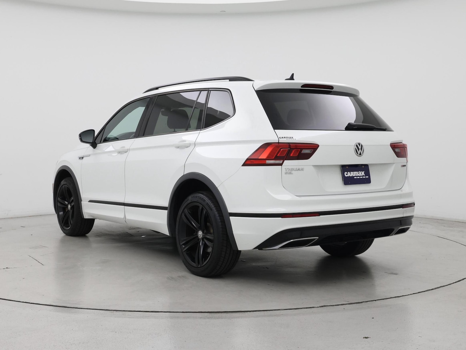 2019 Volkswagen Tiguan SEL R-Line - Photo 3