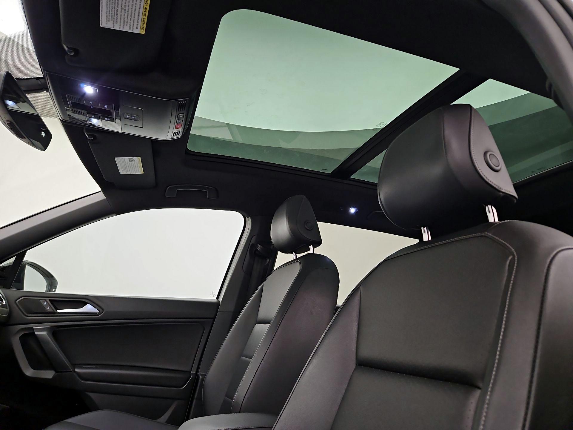 Thumbnail: 2019 Volkswagen Tiguan - 20