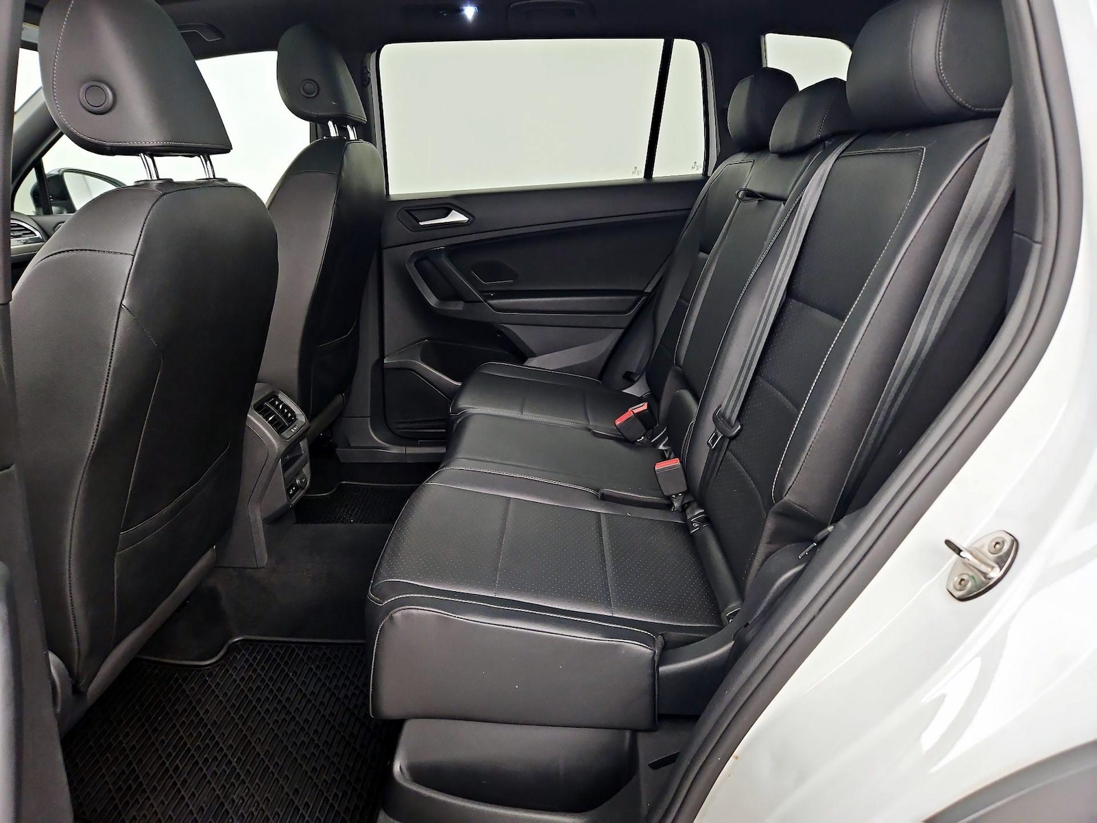 2019 Volkswagen Tiguan SEL R-Line - Photo 22