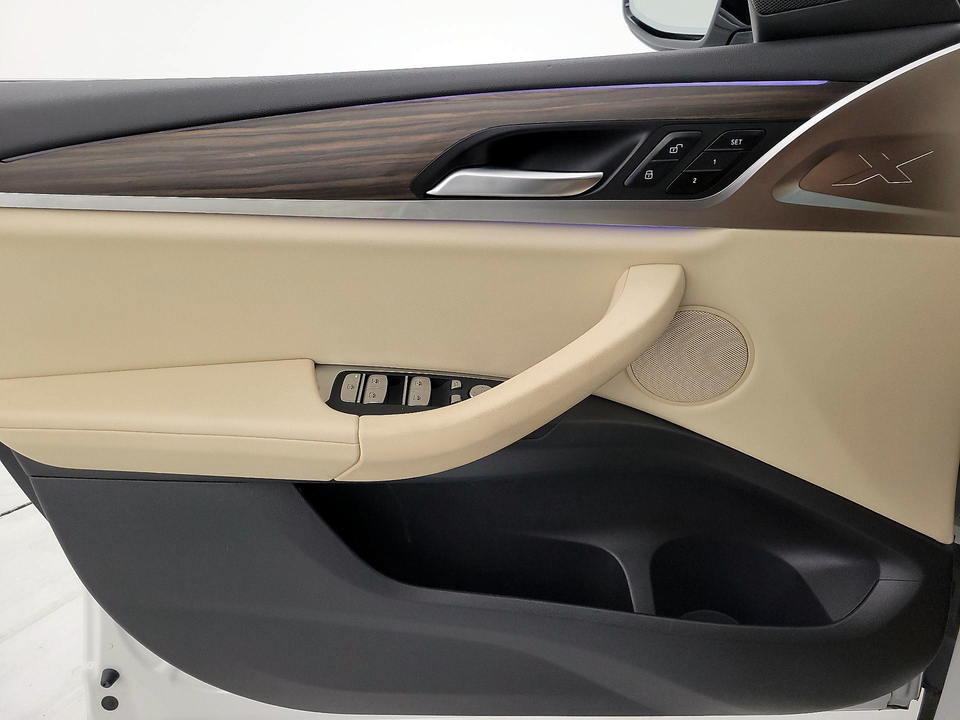 Thumbnail: 2021 BMW X4 - 12