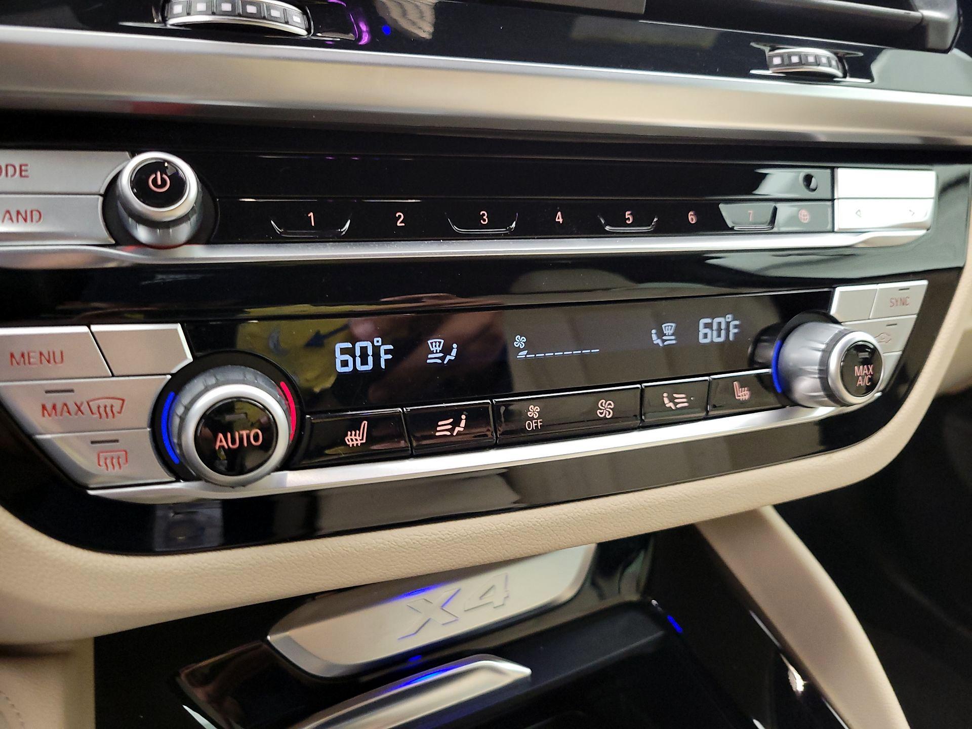 Thumbnail: 2021 BMW X4 - 17