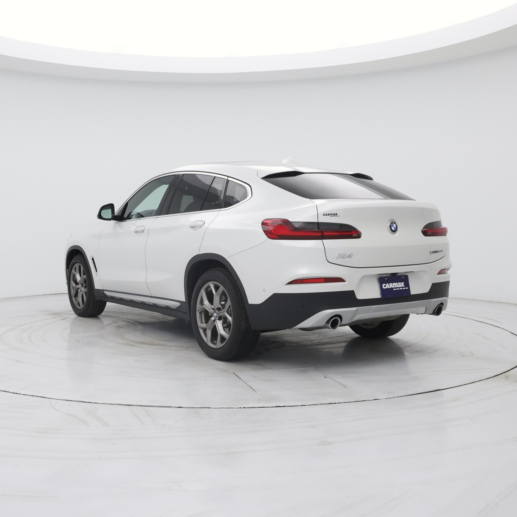 Thumbnail: 2021 BMW X4 - 2