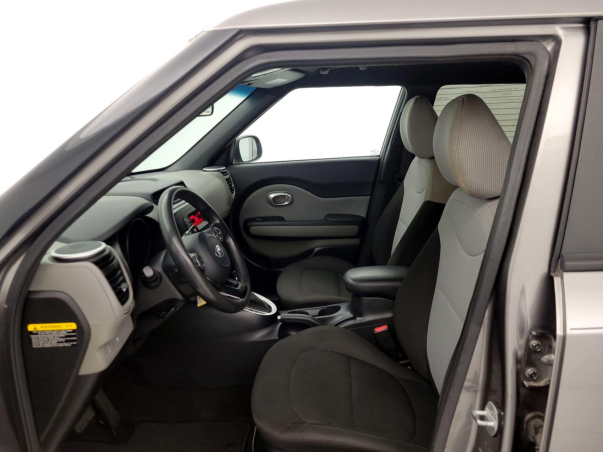 Thumbnail: 2016 Kia Soul - 11