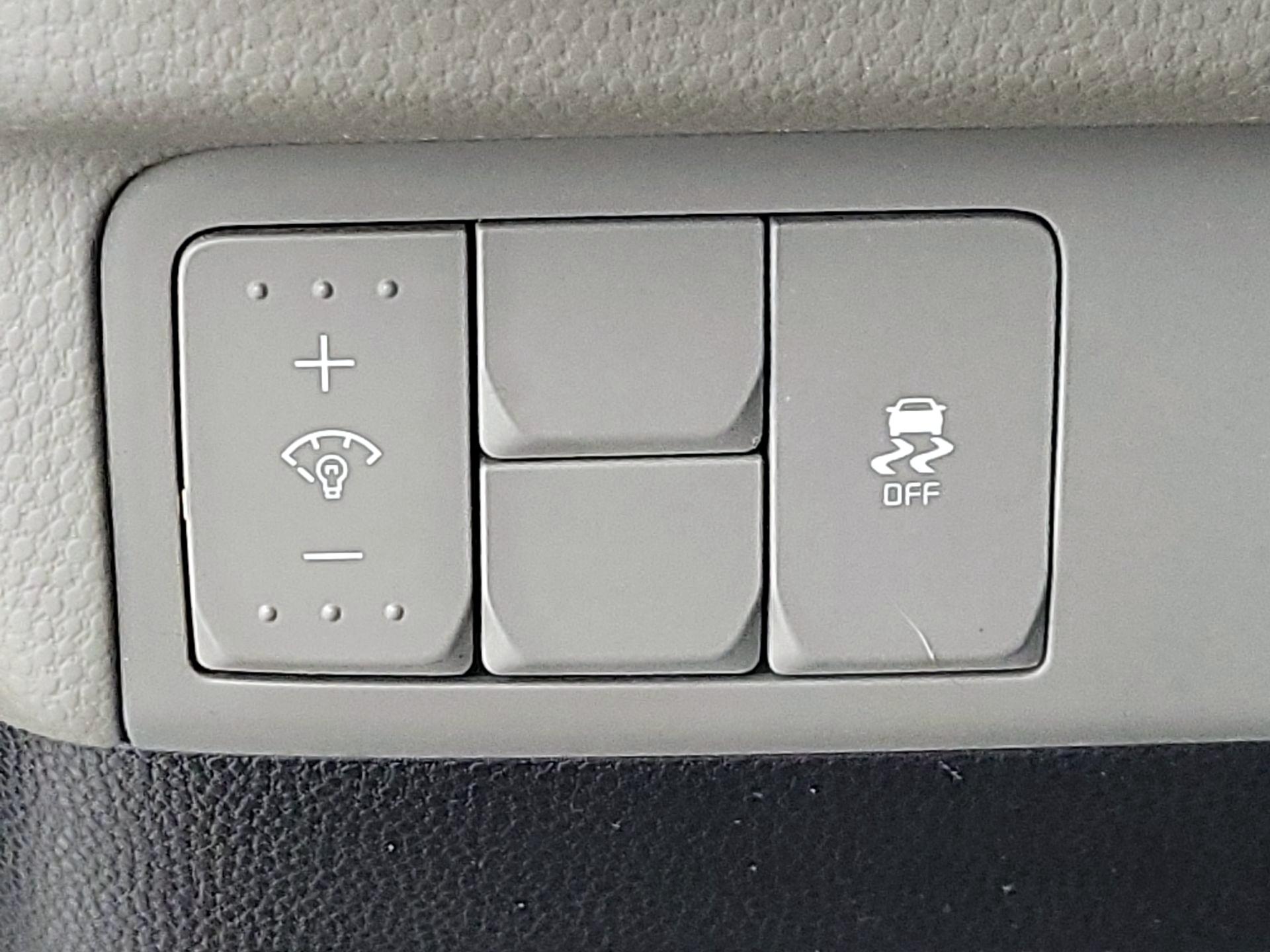 Thumbnail: 2016 Kia Soul - 13