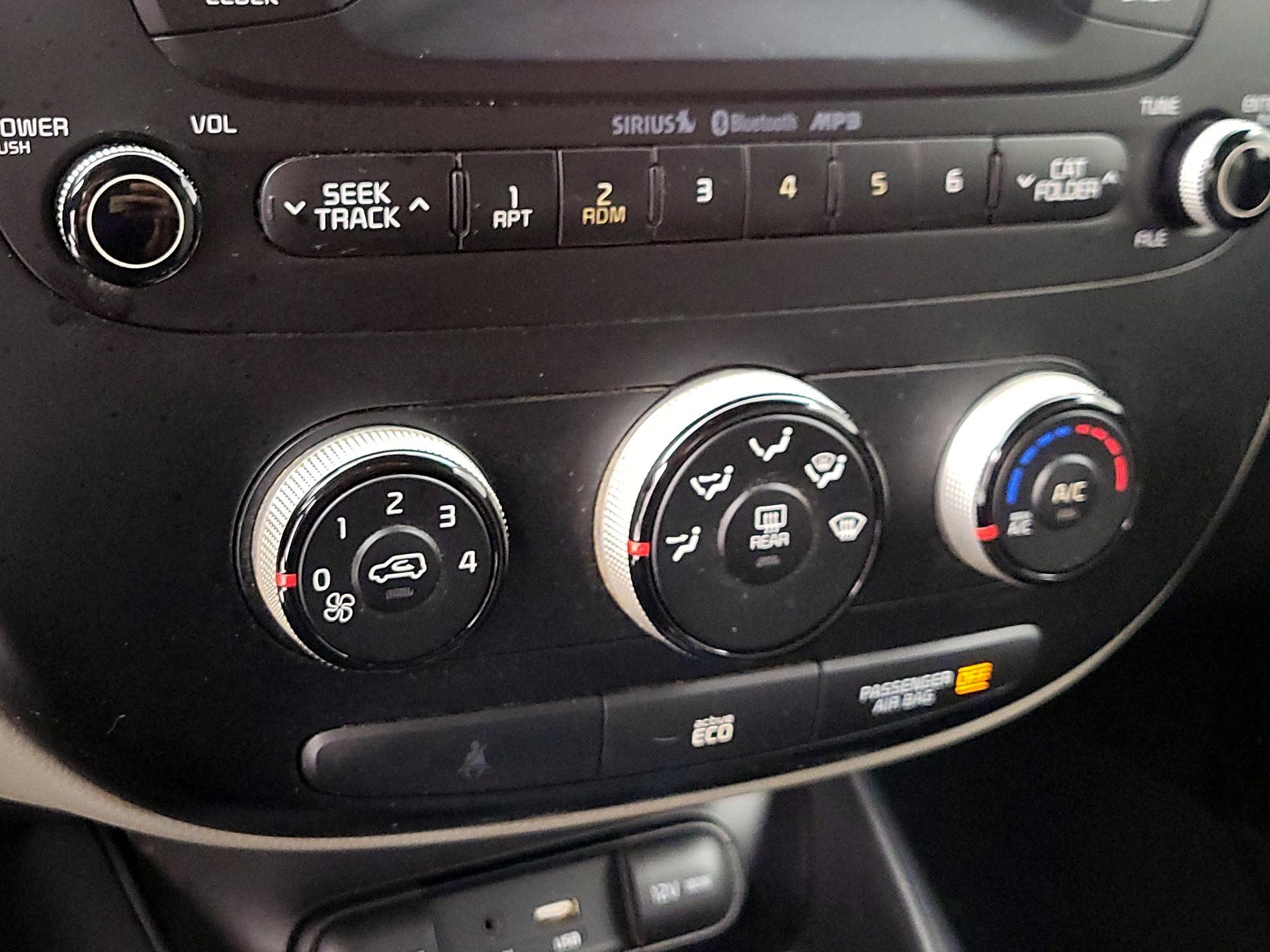 Thumbnail: 2016 Kia Soul - 15