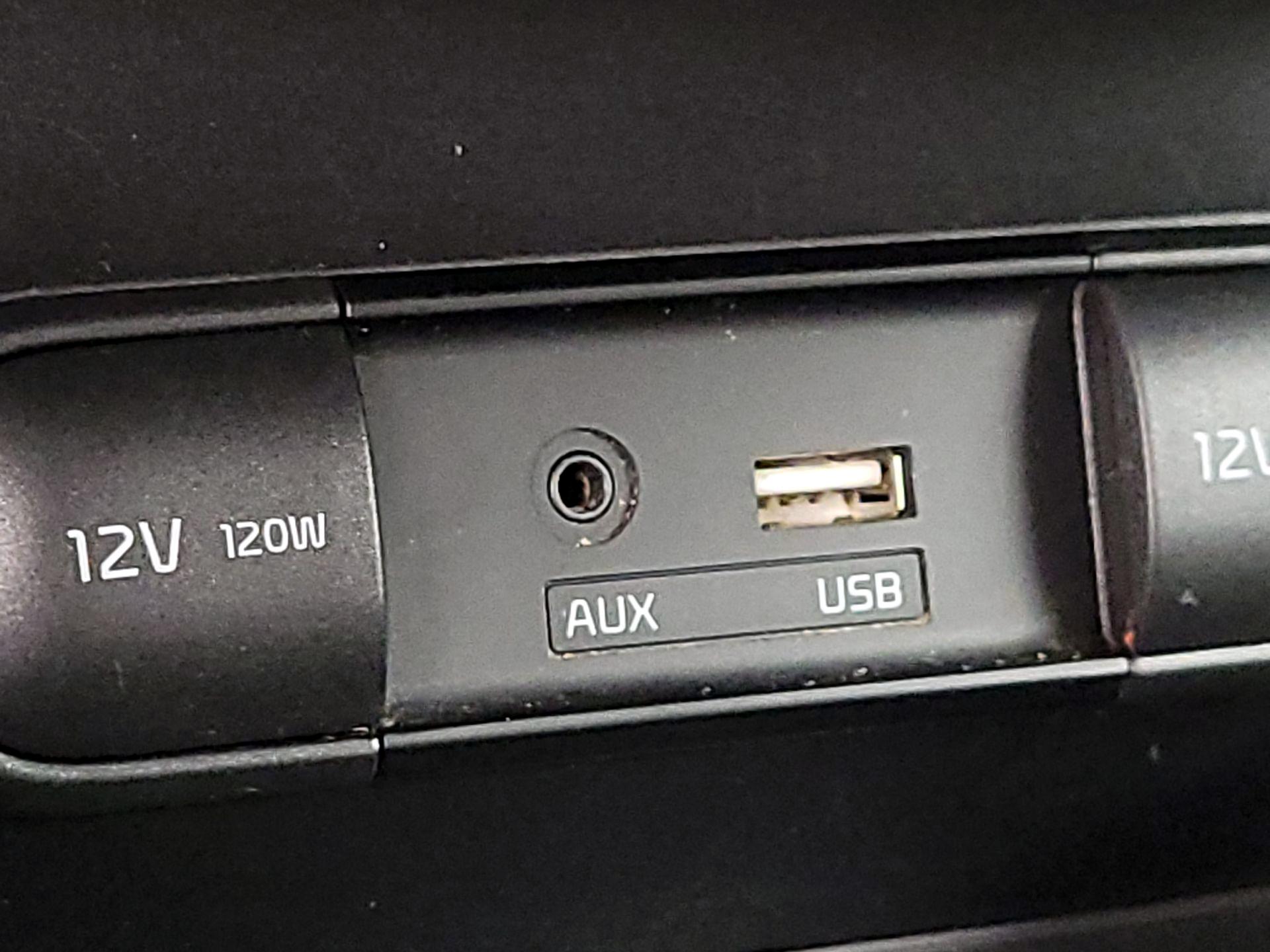 Thumbnail: 2016 Kia Soul - 17