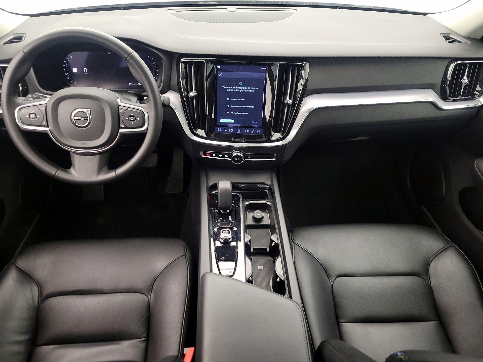 Thumbnail: 2024 Volvo S60 - 9