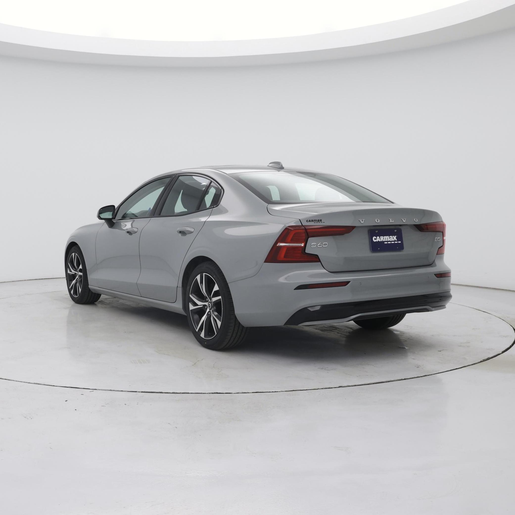 Thumbnail: 2024 Volvo S60 - 2
