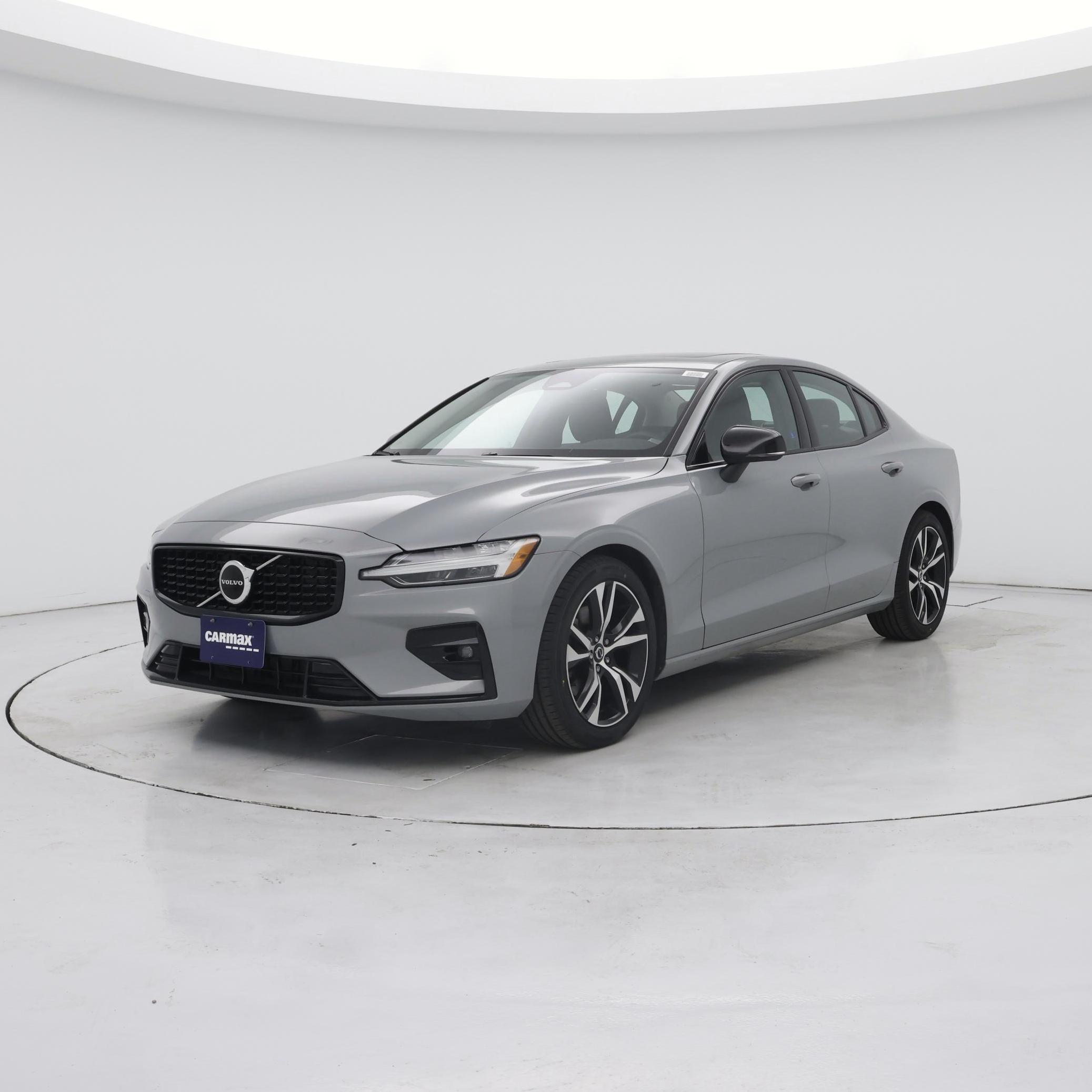 Thumbnail: 2024 Volvo S60 - 4