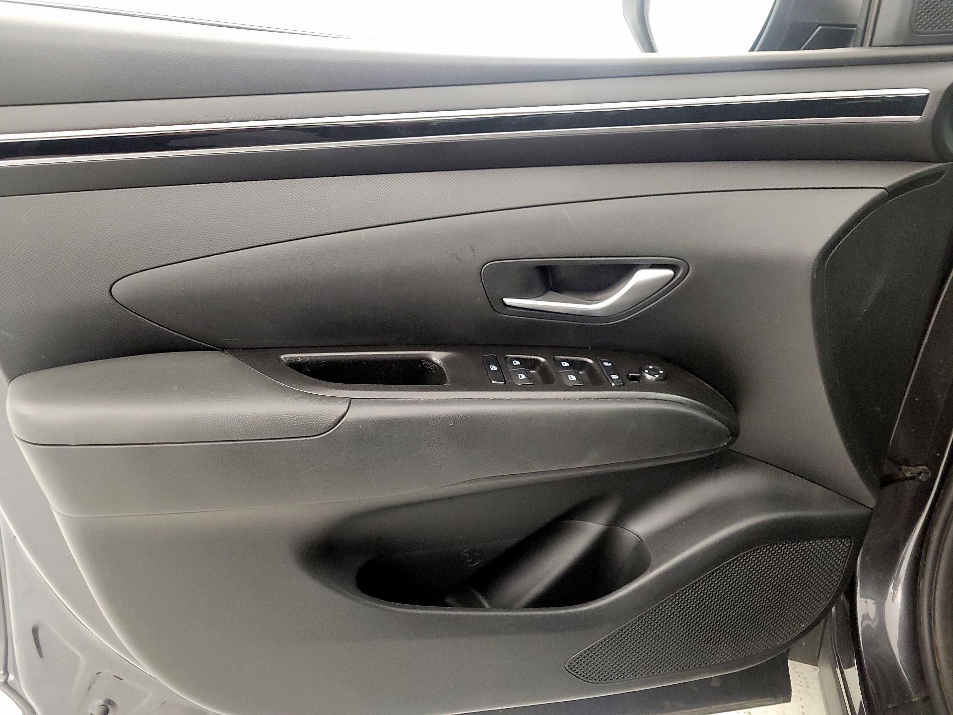 Thumbnail: 2022 Hyundai Tucson - 12