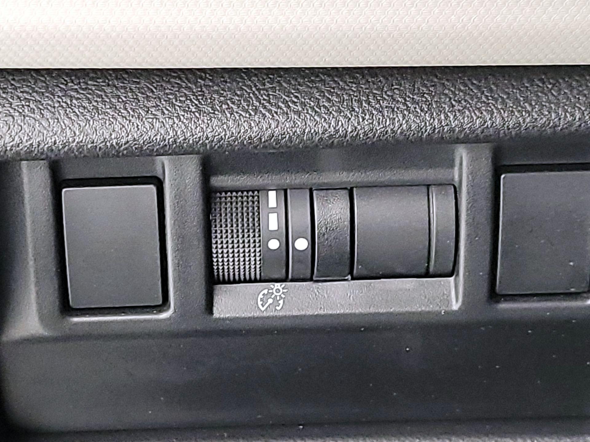 Thumbnail: 2025 Subaru Forester - 13